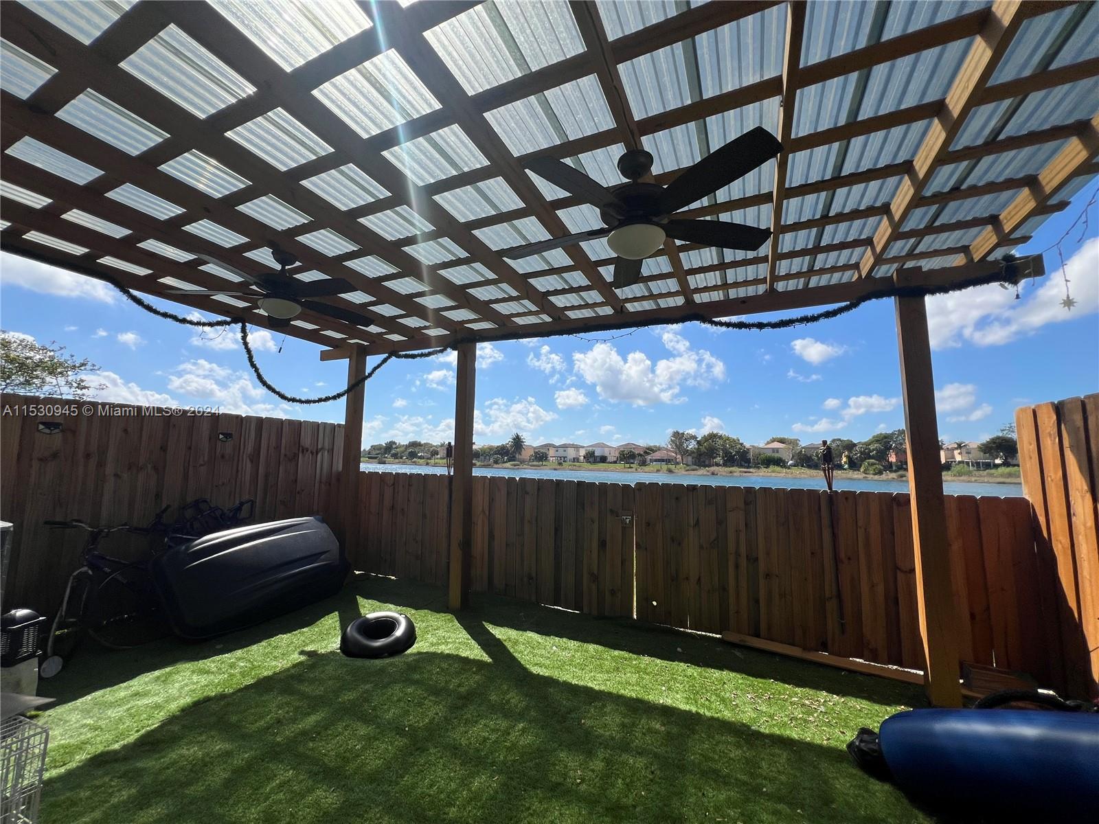 Homestead, Florida 33035, 4 Bedrooms Bedrooms, ,3 BathroomsBathrooms,Residentiallease,For Rent,A11530945