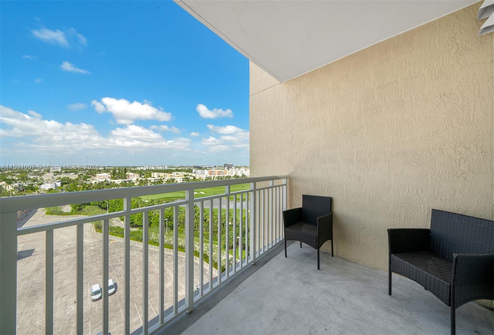 1745 E Hallandale Beach Blvd 1008W, Hallandale Beach, Florida 33009, 2 Bedrooms Bedrooms, ,2 BathroomsBathrooms,Residentiallease,For Rent,1745 E Hallandale Beach Blvd 1008W,A11531007