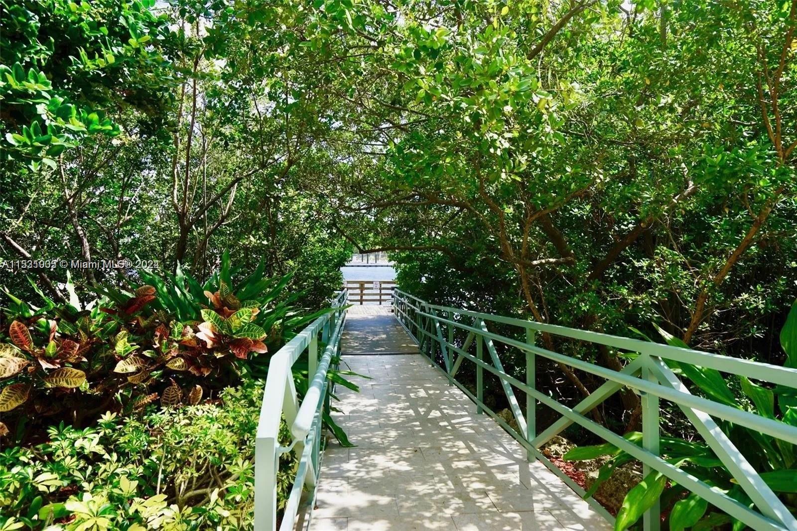 19877 E Country Club Dr 3407, Aventura, Florida 33180, 3 Bedrooms Bedrooms, ,2 BathroomsBathrooms,Residentiallease,For Rent,19877 E Country Club Dr 3407,A11531005