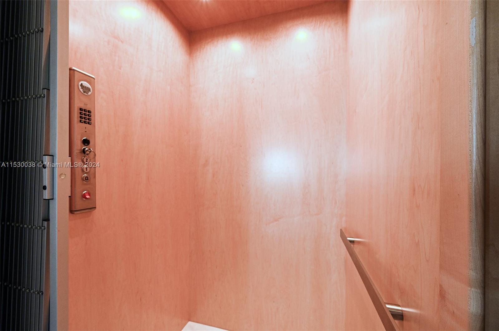 112 Bounty Ln, Key Largo, FL, 33037 United States, 5 Bedrooms Bedrooms, ,5 BathroomsBathrooms,Residential,For Sale,Bounty Ln,A11530038