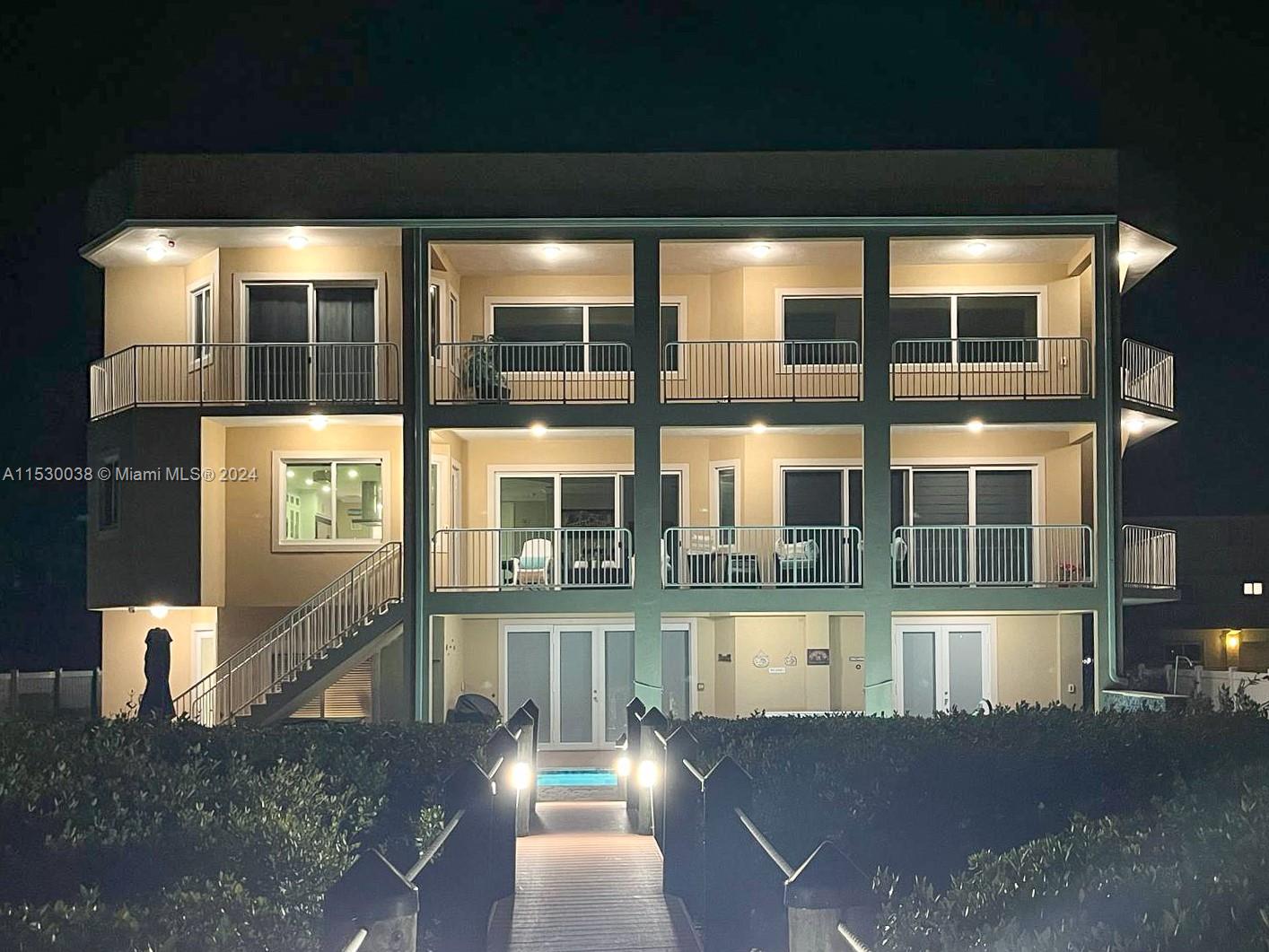 112 Bounty Ln, Key Largo, FL, 33037 United States, 5 Bedrooms Bedrooms, ,5 BathroomsBathrooms,Residential,For Sale,Bounty Ln,A11530038