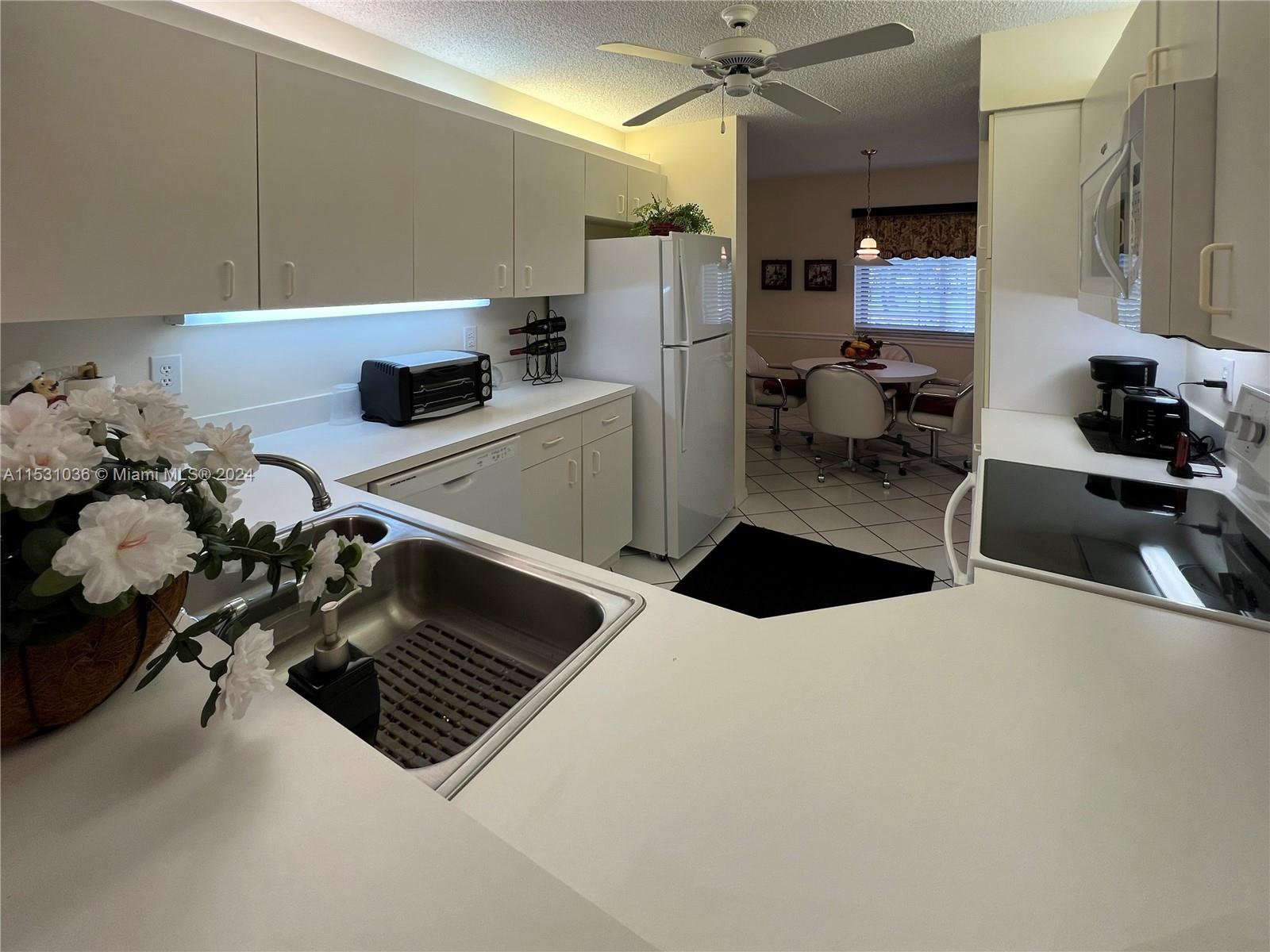 7856 Trent Dr 208, Tamarac, Florida 33321, 2 Bedrooms Bedrooms, ,2 BathroomsBathrooms,Residential,For Sale,7856 Trent Dr 208,A11531036