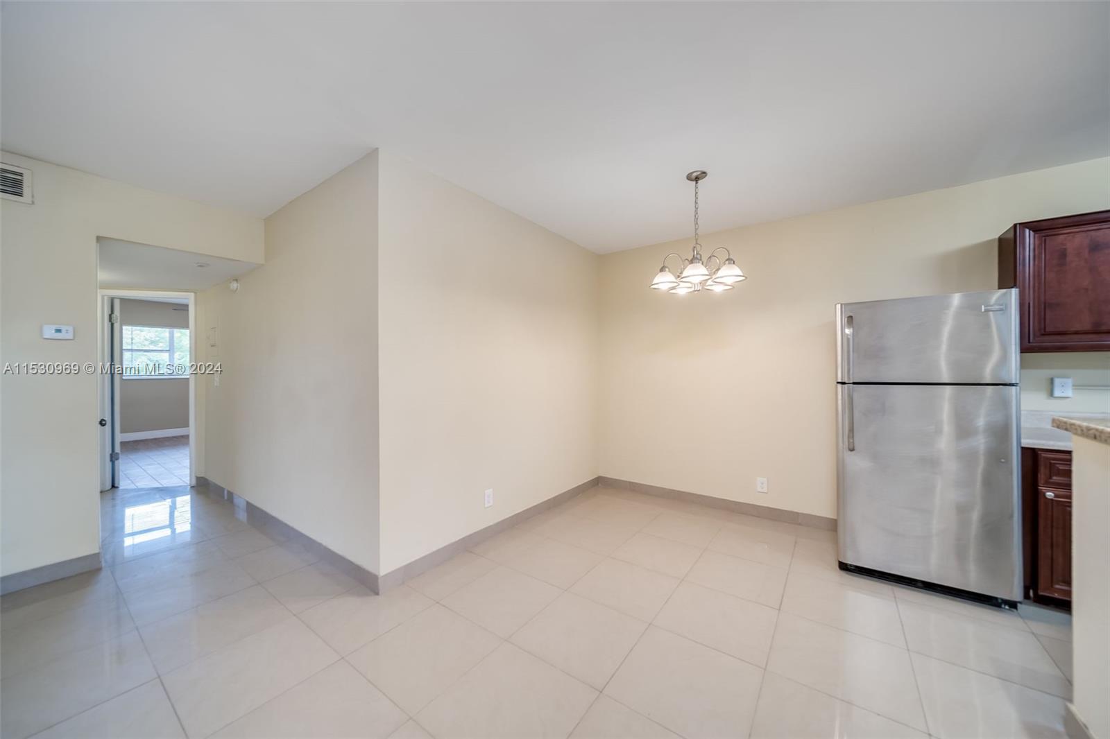 270 Layne Blvd 303, Hallandale Beach, Florida 33009, 2 Bedrooms Bedrooms, ,2 BathroomsBathrooms,Residentiallease,For Rent,270 Layne Blvd 303,A11530969