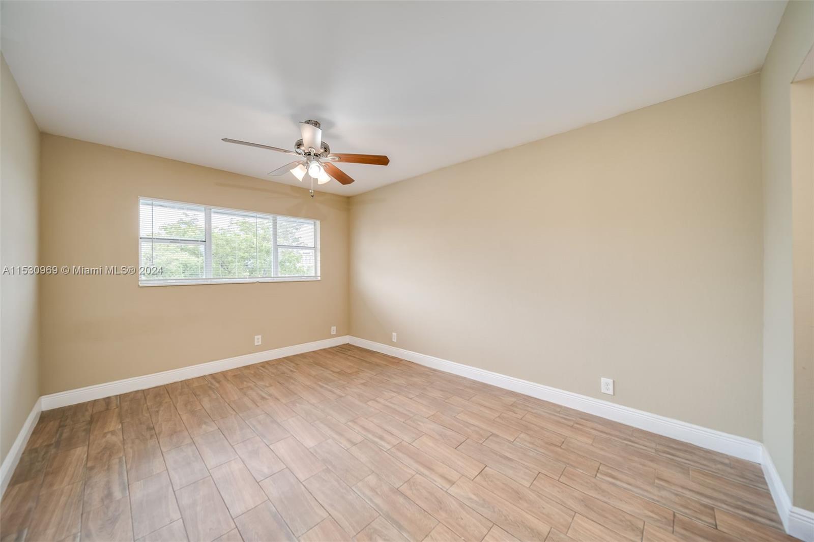 270 Layne Blvd 303, Hallandale Beach, Florida 33009, 2 Bedrooms Bedrooms, ,2 BathroomsBathrooms,Residentiallease,For Rent,270 Layne Blvd 303,A11530969