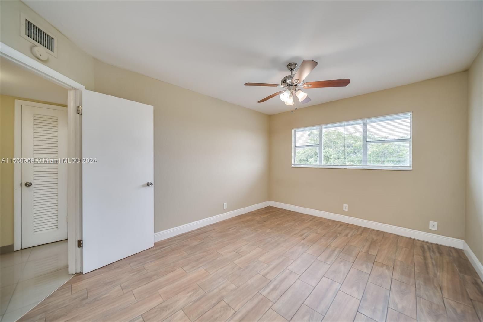 270 Layne Blvd 303, Hallandale Beach, Florida 33009, 2 Bedrooms Bedrooms, ,2 BathroomsBathrooms,Residentiallease,For Rent,270 Layne Blvd 303,A11530969