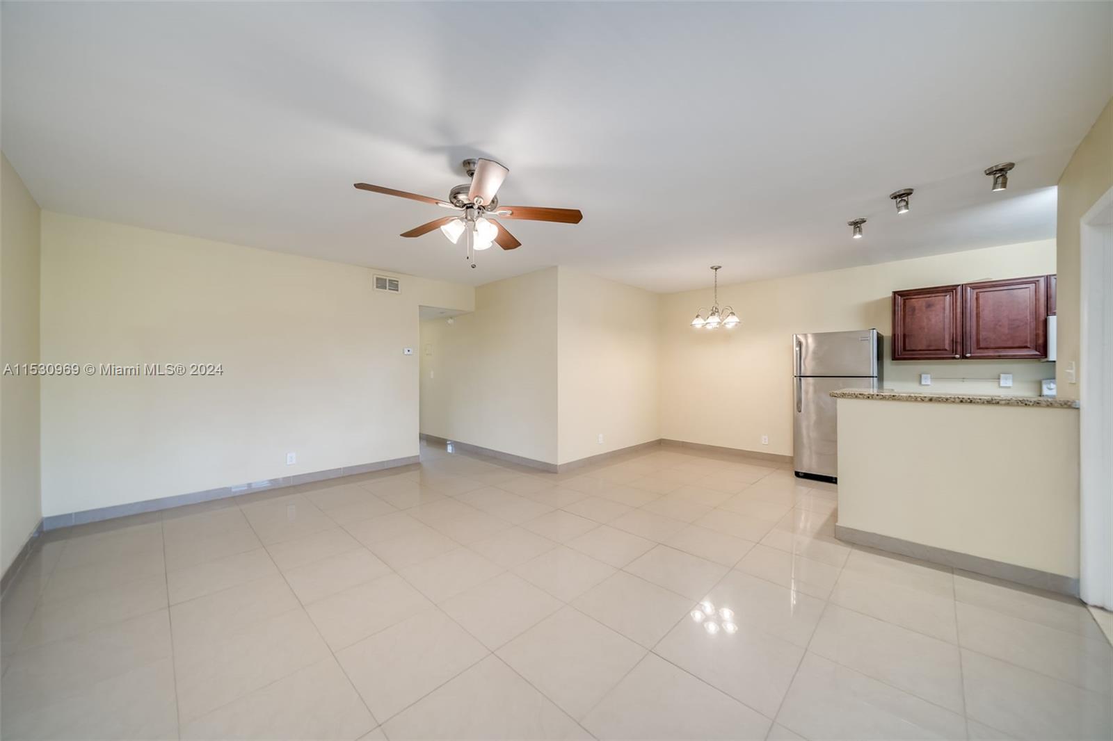 270 Layne Blvd 303, Hallandale Beach, Florida 33009, 2 Bedrooms Bedrooms, ,2 BathroomsBathrooms,Residentiallease,For Rent,270 Layne Blvd 303,A11530969