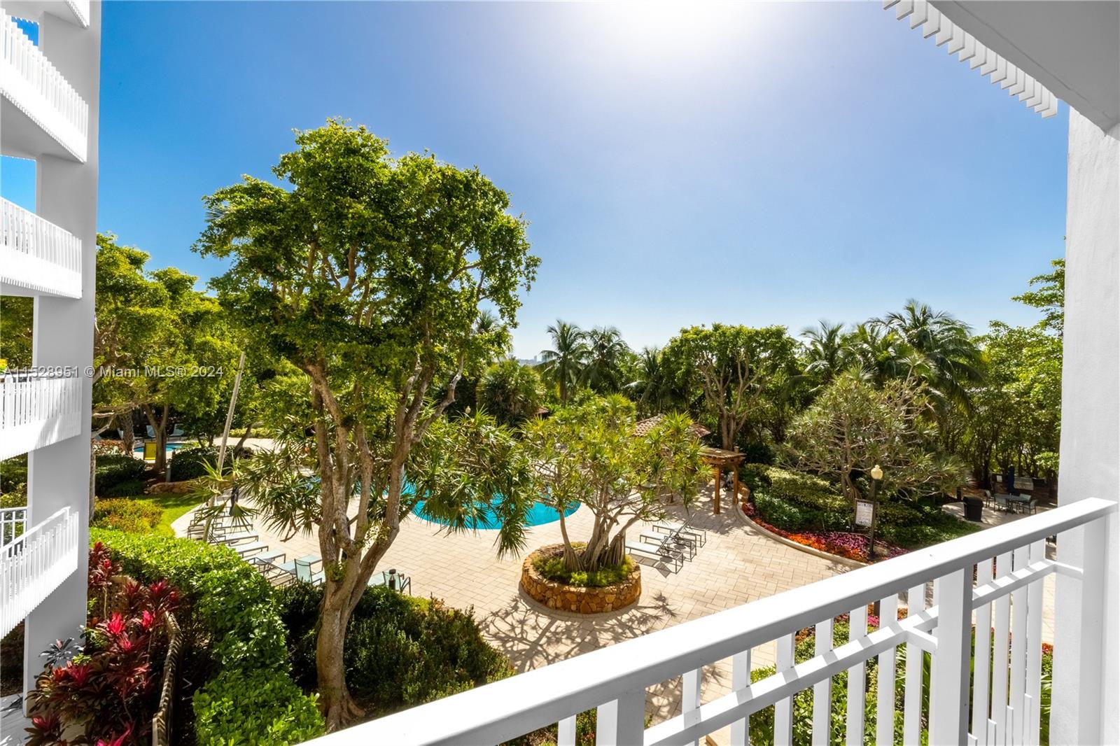 2000 Towerside Ter 506, Miami, Florida 33138, 2 Bedrooms Bedrooms, ,2 BathroomsBathrooms,Residentiallease,For Rent,2000 Towerside Ter 506,A11528951