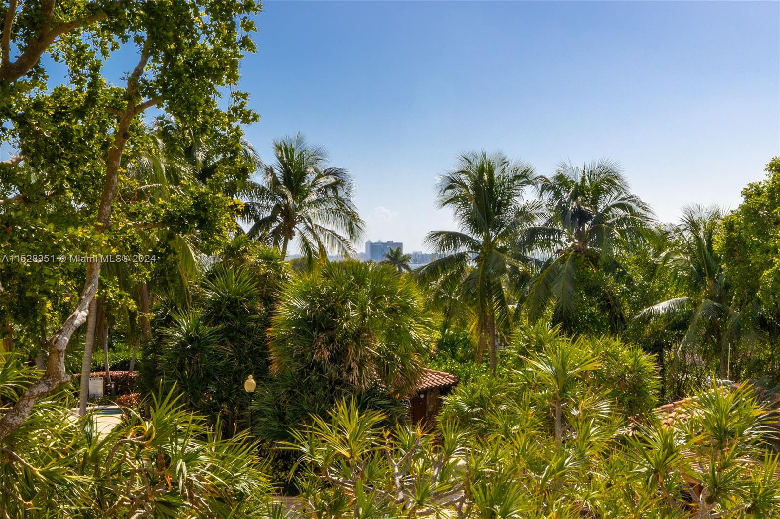 2000 Towerside Ter 506, Miami, Florida 33138, 2 Bedrooms Bedrooms, ,2 BathroomsBathrooms,Residentiallease,For Rent,2000 Towerside Ter 506,A11528951