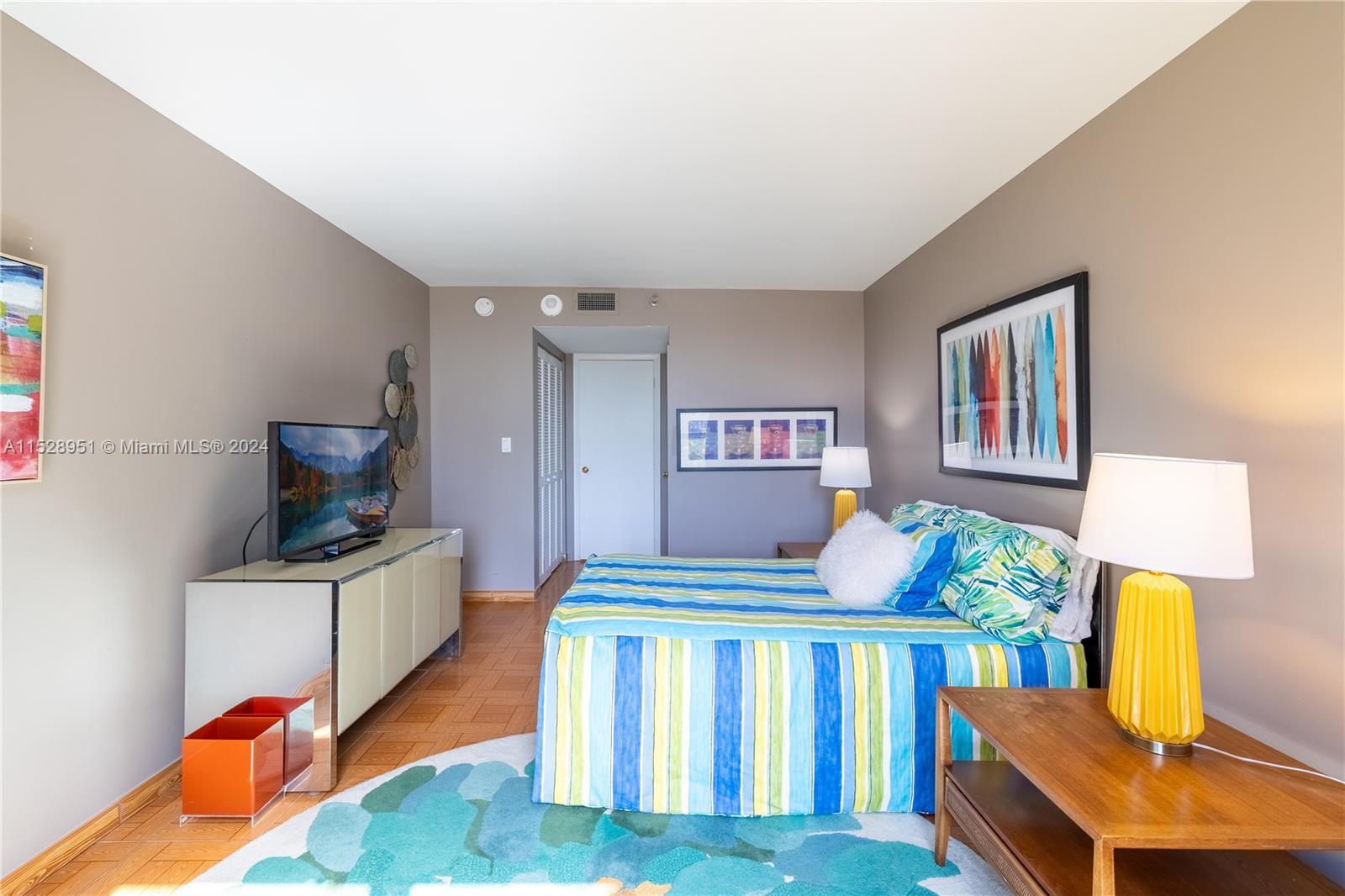 2000 Towerside Ter 506, Miami, Florida 33138, 2 Bedrooms Bedrooms, ,2 BathroomsBathrooms,Residentiallease,For Rent,2000 Towerside Ter 506,A11528951