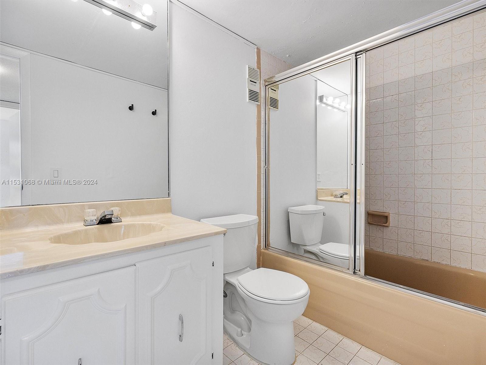 8950 NE 8th Ave 311, Miami, Florida 33138, 2 Bedrooms Bedrooms, ,2 BathroomsBathrooms,Residential,For Sale,8950 NE 8th Ave 311,A11531068