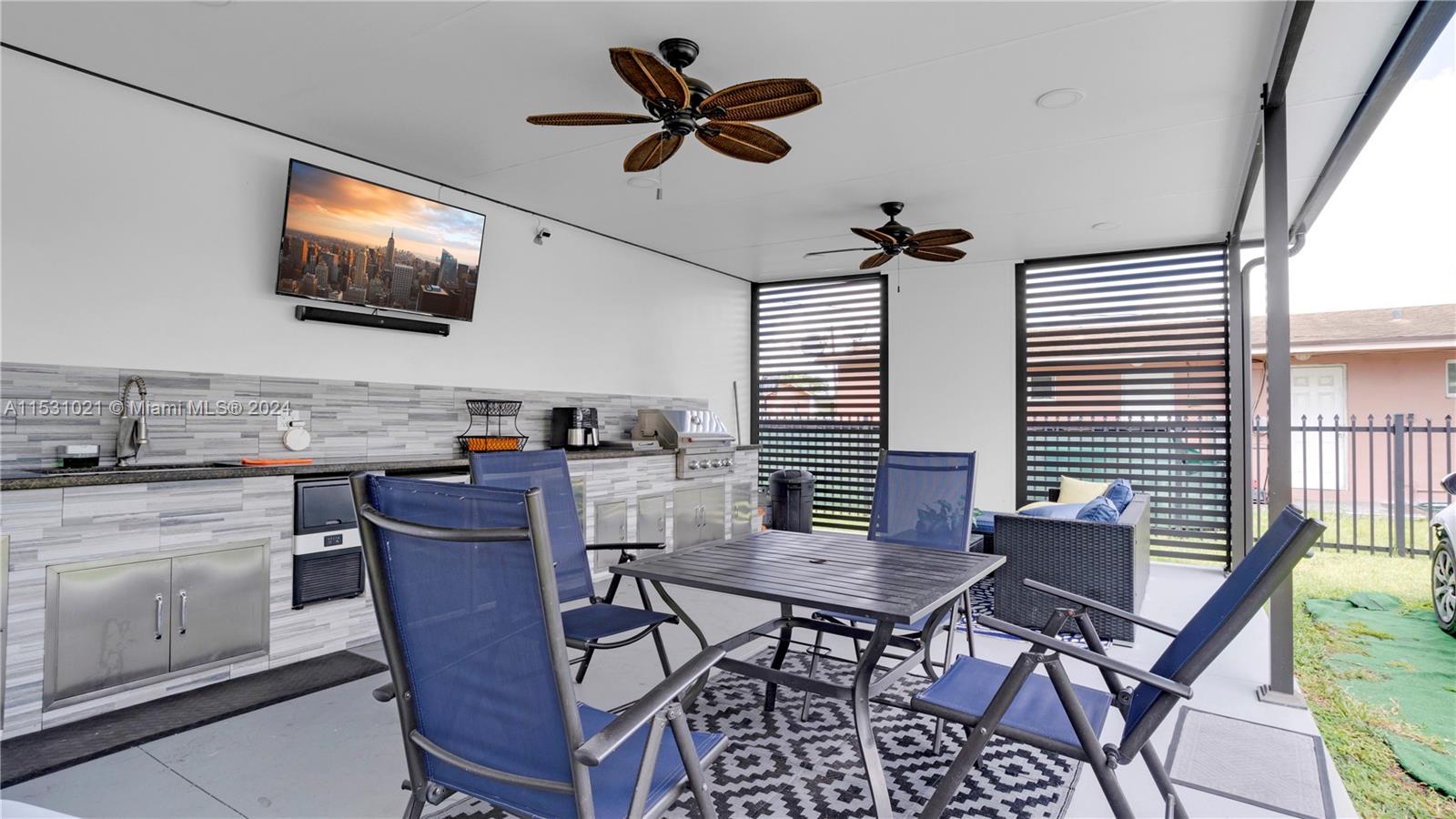 881 NW 10th St, Florida City, Florida 33034, 4 Bedrooms Bedrooms, ,3 BathroomsBathrooms,Residential,For Sale,881 NW 10th St,A11531021