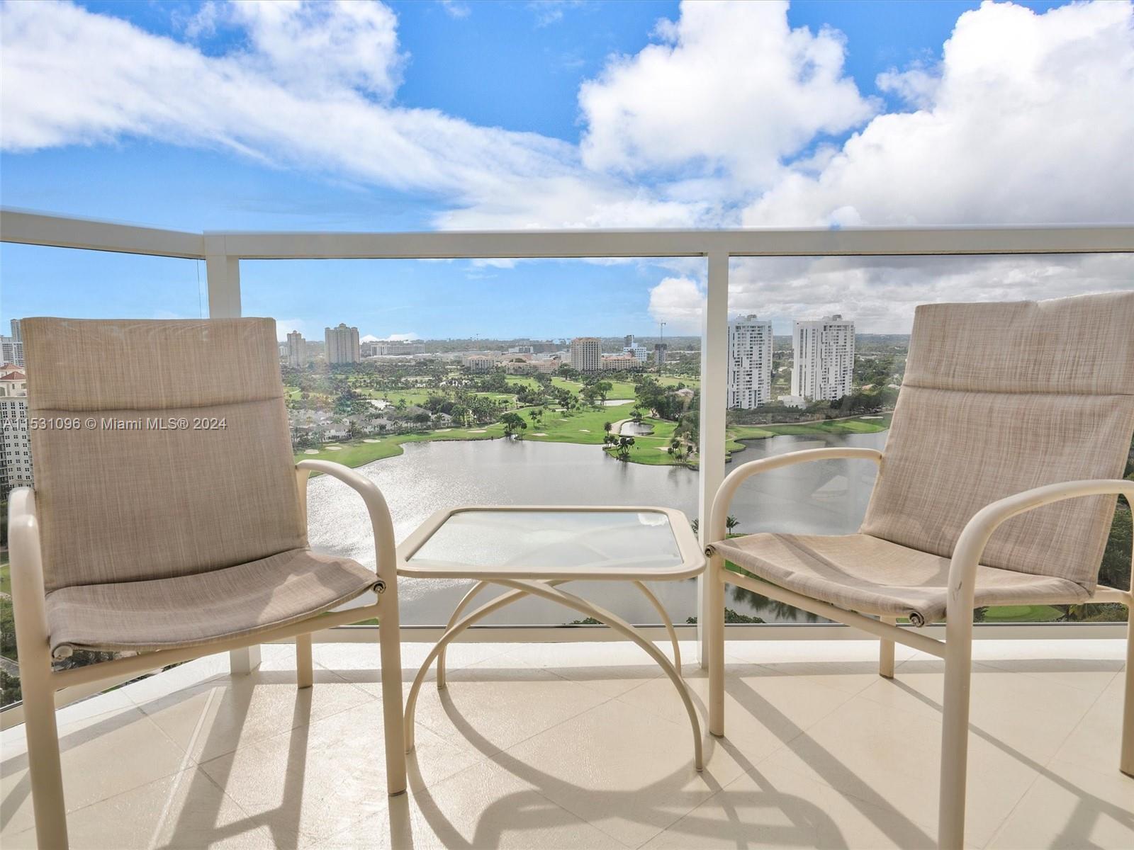 20281 E Country Club Dr 2215, Aventura, Florida 33180, 2 Bedrooms Bedrooms, ,2 BathroomsBathrooms,Residential,For Sale,20281 E Country Club Dr 2215,A11531096