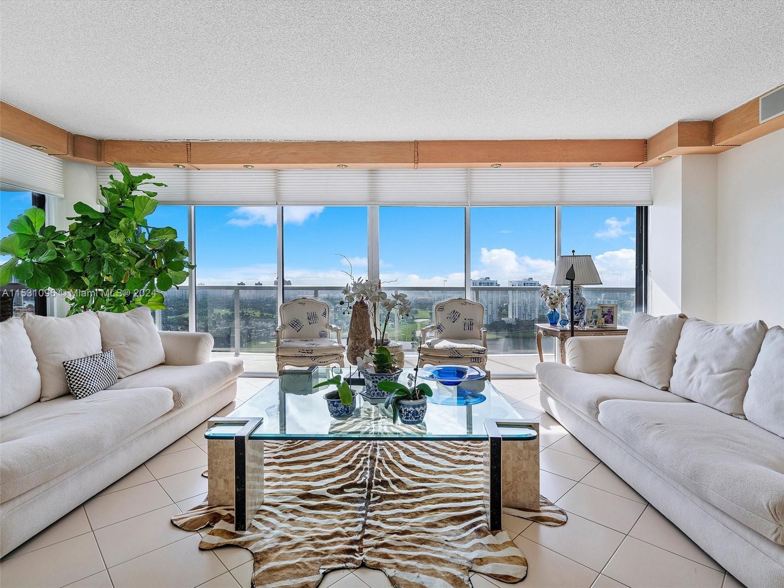 20281 E Country Club Dr 2215, Aventura, Florida 33180, 2 Bedrooms Bedrooms, ,2 BathroomsBathrooms,Residential,For Sale,20281 E Country Club Dr 2215,A11531096