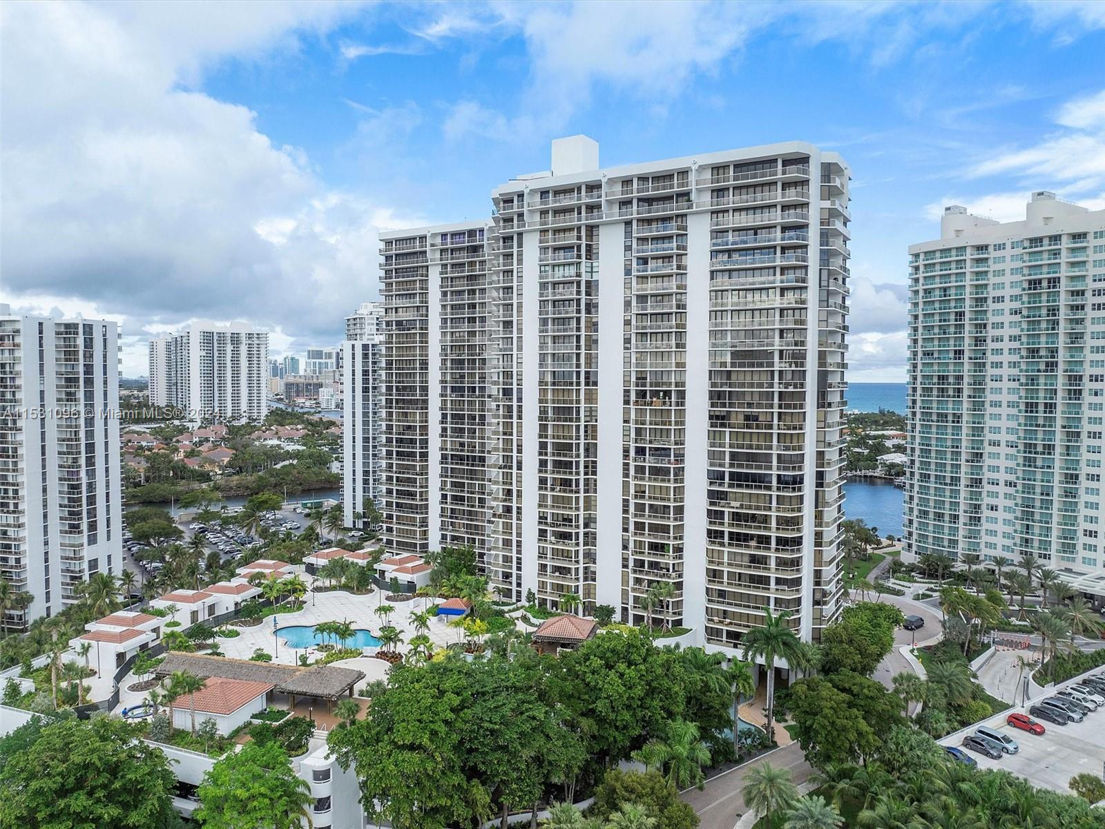 20281 E Country Club Dr 2215, Aventura, Florida 33180, 2 Bedrooms Bedrooms, ,2 BathroomsBathrooms,Residential,For Sale,20281 E Country Club Dr 2215,A11531096