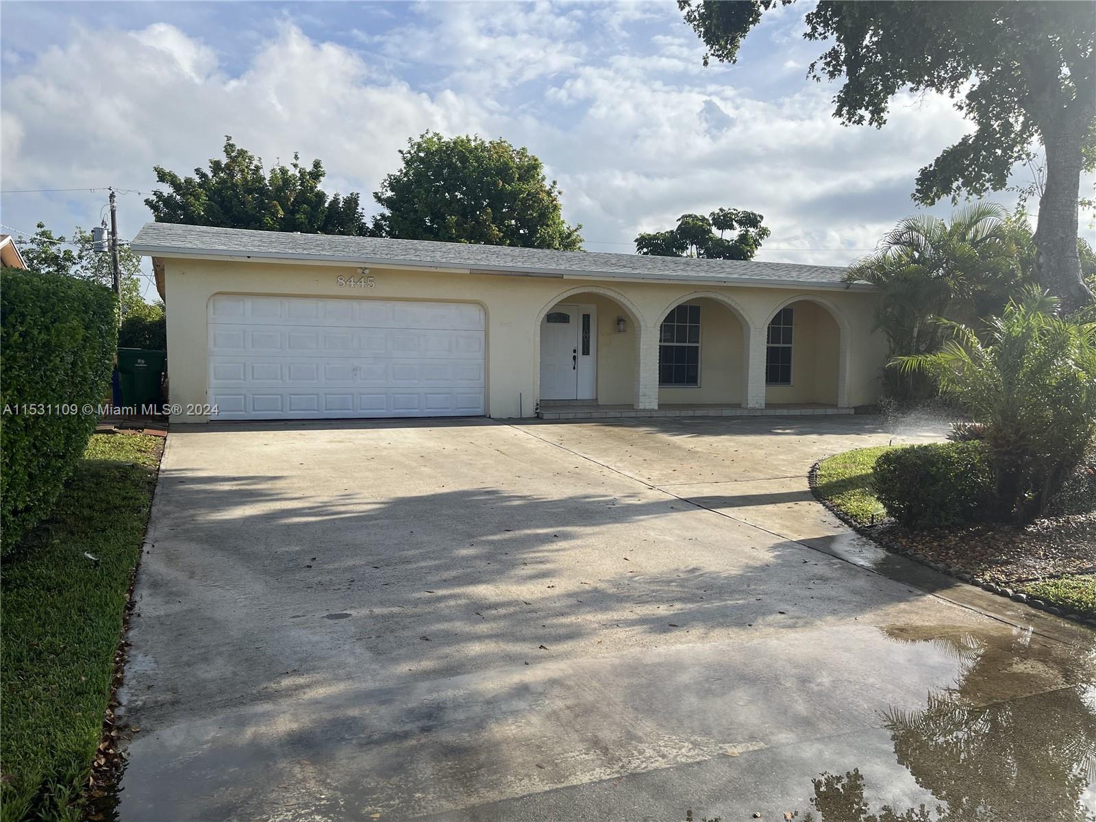 Miramar, Florida 33025, 4 Bedrooms Bedrooms, ,2 BathroomsBathrooms,Residential,For Sale,A11531109