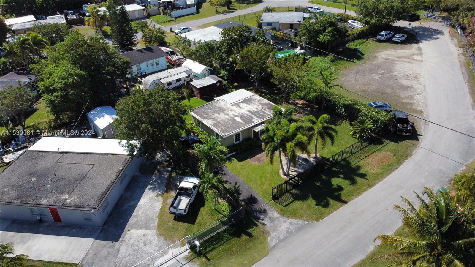 14810 Fillmore Ln, Homestead, Florida 33033, 2 Bedrooms Bedrooms, 7 Rooms Rooms,1 BathroomBathrooms,Residential,For Sale,14810 Fillmore Ln,A11530581