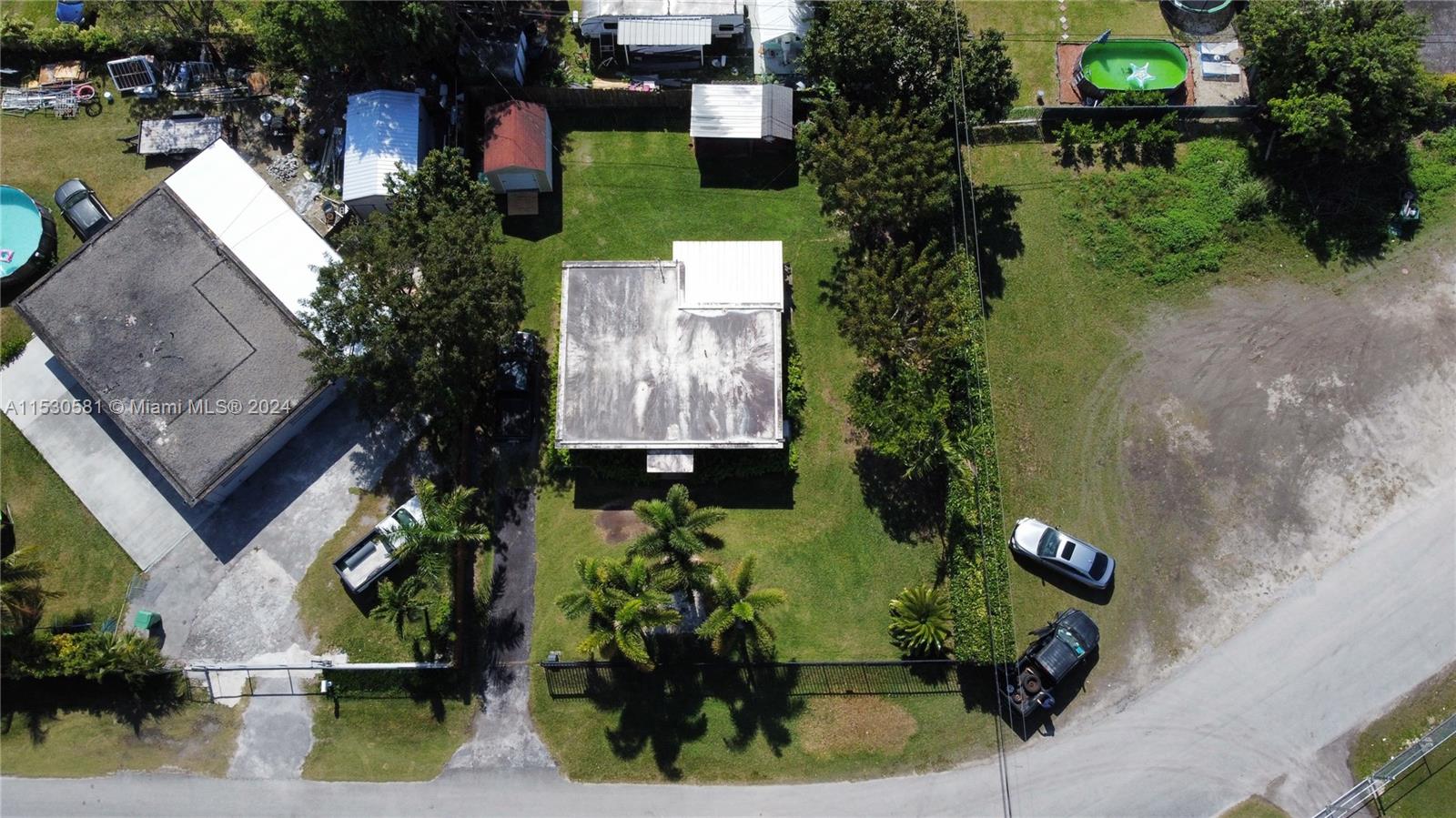 14810 Fillmore Ln, Homestead, Florida 33033, 2 Bedrooms Bedrooms, 7 Rooms Rooms,1 BathroomBathrooms,Residential,For Sale,14810 Fillmore Ln,A11530581