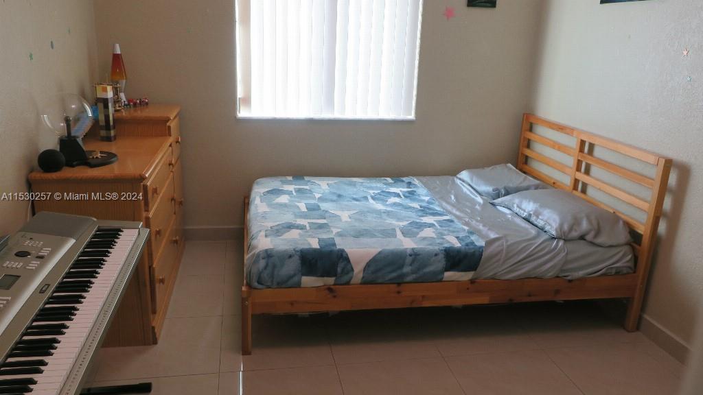 4550 SW 164th Ct, Miami, Florida 33185, 5 Bedrooms Bedrooms, 8 Rooms Rooms,2 BathroomsBathrooms,Residential,For Sale,4550 SW 164th Ct,A11530257