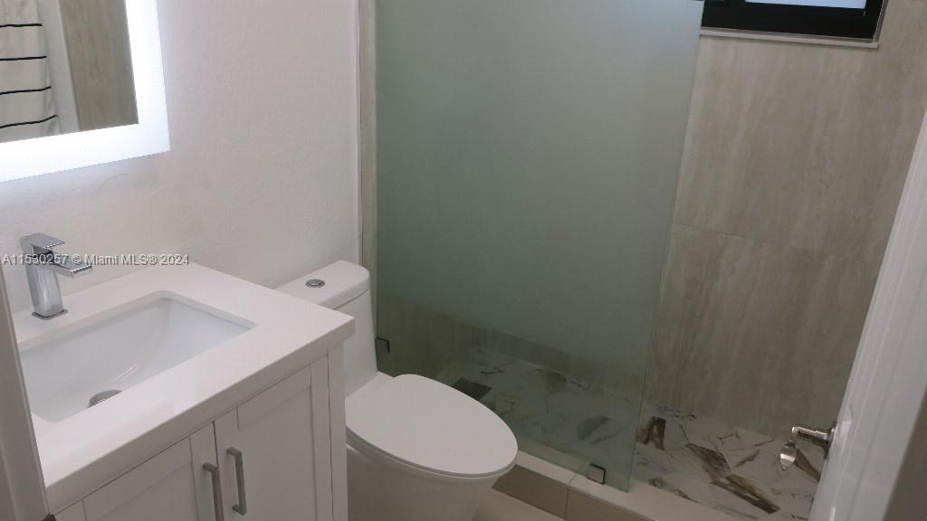 4550 SW 164th Ct, Miami, Florida 33185, 5 Bedrooms Bedrooms, 8 Rooms Rooms,2 BathroomsBathrooms,Residential,For Sale,4550 SW 164th Ct,A11530257