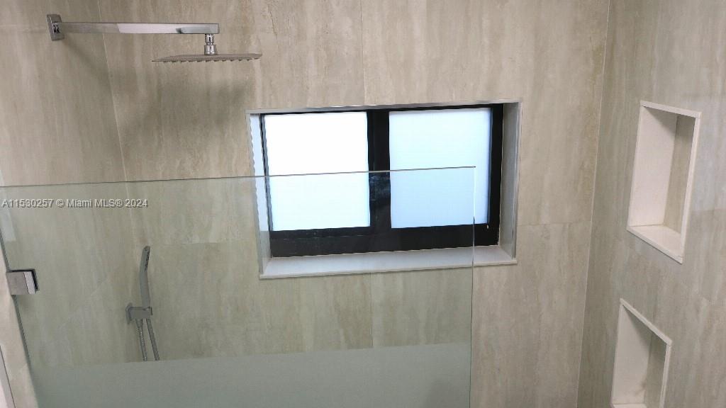 4550 SW 164th Ct, Miami, Florida 33185, 5 Bedrooms Bedrooms, 8 Rooms Rooms,2 BathroomsBathrooms,Residential,For Sale,4550 SW 164th Ct,A11530257