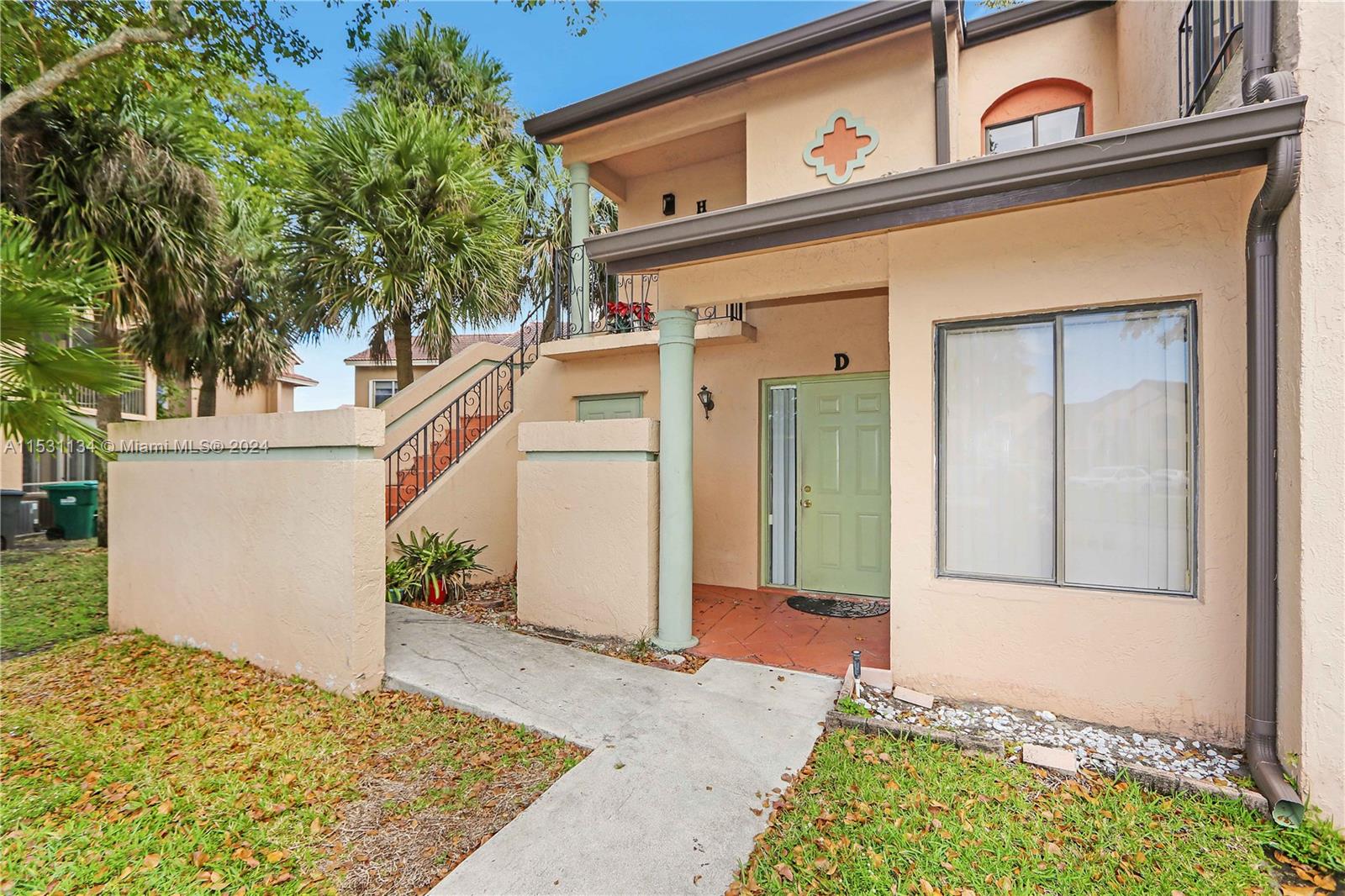 8211 NW 191st St 3-D, Hialeah, Florida 33015, 3 Bedrooms Bedrooms, ,2 BathroomsBathrooms,Residential,For Sale,8211 NW 191st St 3-D,A11531134
