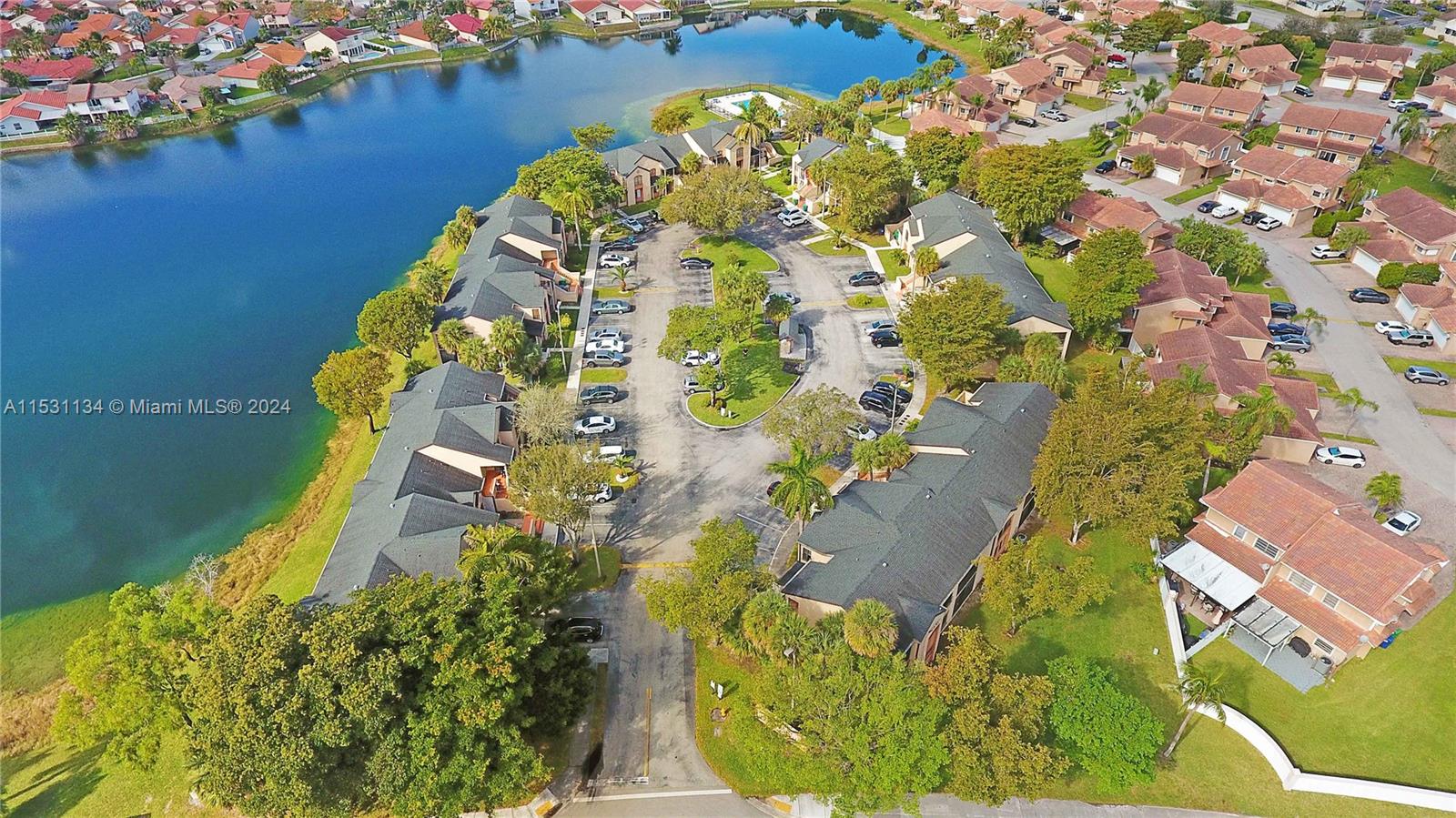 8211 NW 191st St 3-D, Hialeah, Florida 33015, 3 Bedrooms Bedrooms, ,2 BathroomsBathrooms,Residential,For Sale,8211 NW 191st St 3-D,A11531134