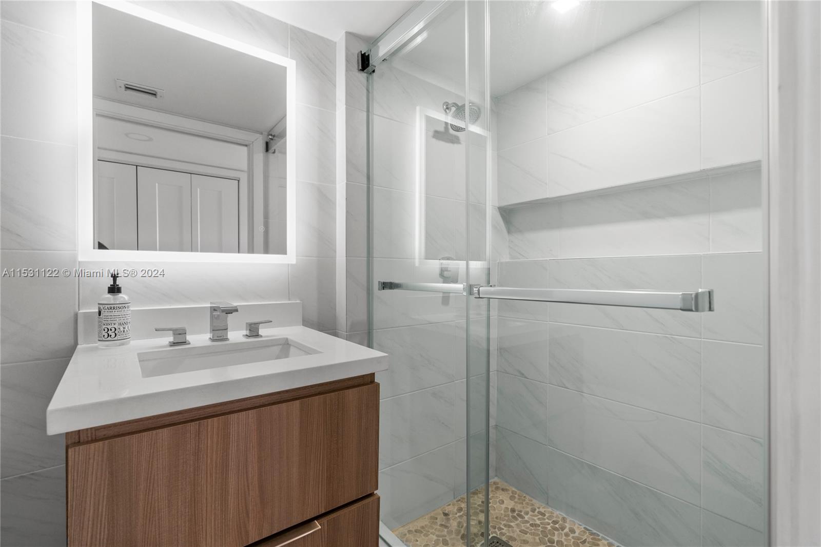 3600 Mystic Pointe Dr, Aventura, FL, 33180 United States, 2 Bedrooms Bedrooms, ,2 BathroomsBathrooms,Residential,For Sale,Mystic Pointe Dr,A11531122