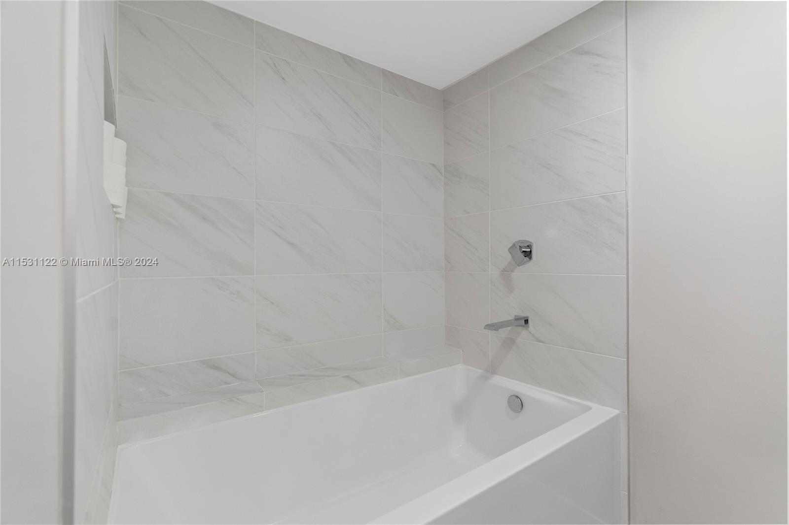 3600 Mystic Pointe Dr, Aventura, FL, 33180 United States, 2 Bedrooms Bedrooms, ,2 BathroomsBathrooms,Residential,For Sale,Mystic Pointe Dr,A11531122