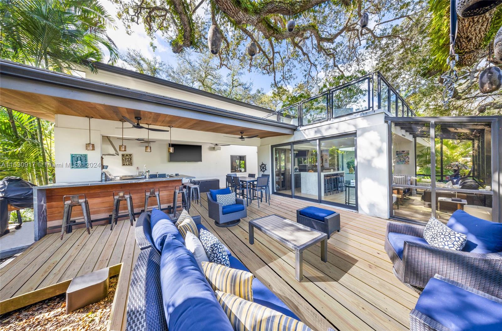 10845 Snapper Creek Rd, Coral Gables, FL 33156, 6 Bedrooms Bedrooms, ,7 BathroomsBathrooms,Residential,For Sale,Snapper Creek Rd,A11530917