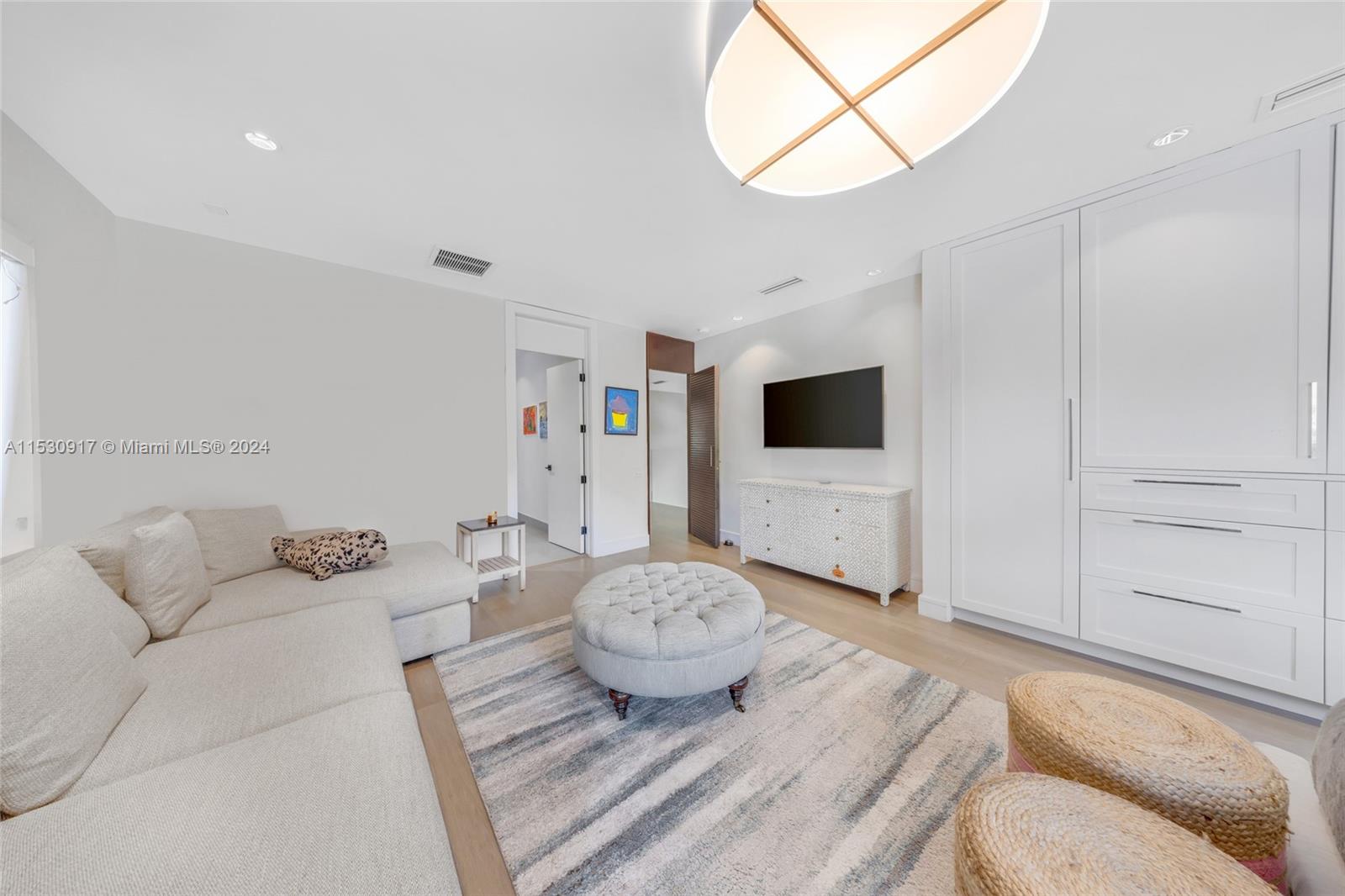 10845 Snapper Creek Rd, Coral Gables, FL 33156, 6 Bedrooms Bedrooms, ,7 BathroomsBathrooms,Residential,For Sale,Snapper Creek Rd,A11530917