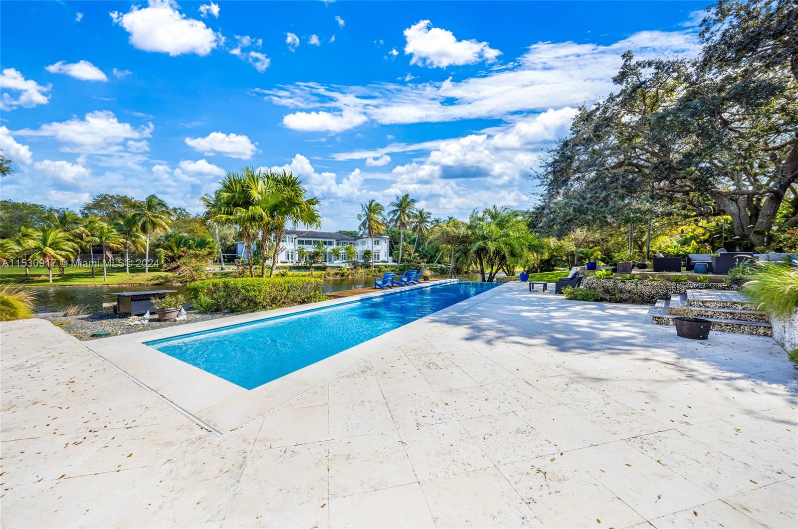 10845 Snapper Creek Rd, Coral Gables, FL 33156, 6 Bedrooms Bedrooms, ,7 BathroomsBathrooms,Residential,For Sale,Snapper Creek Rd,A11530917