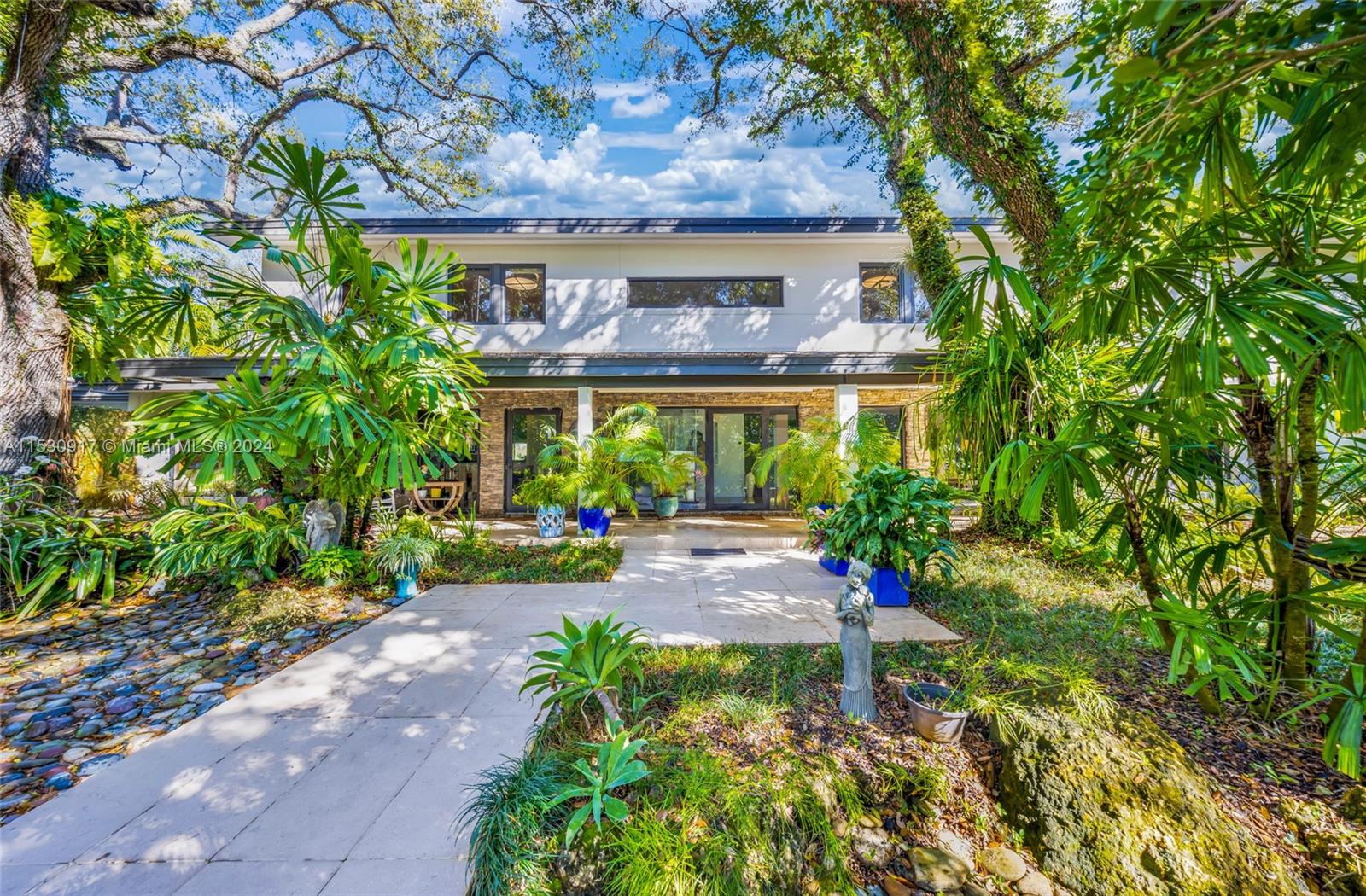 10845 Snapper Creek Rd, Coral Gables, FL 33156, 6 Bedrooms Bedrooms, ,7 BathroomsBathrooms,Residential,For Sale,Snapper Creek Rd,A11530917