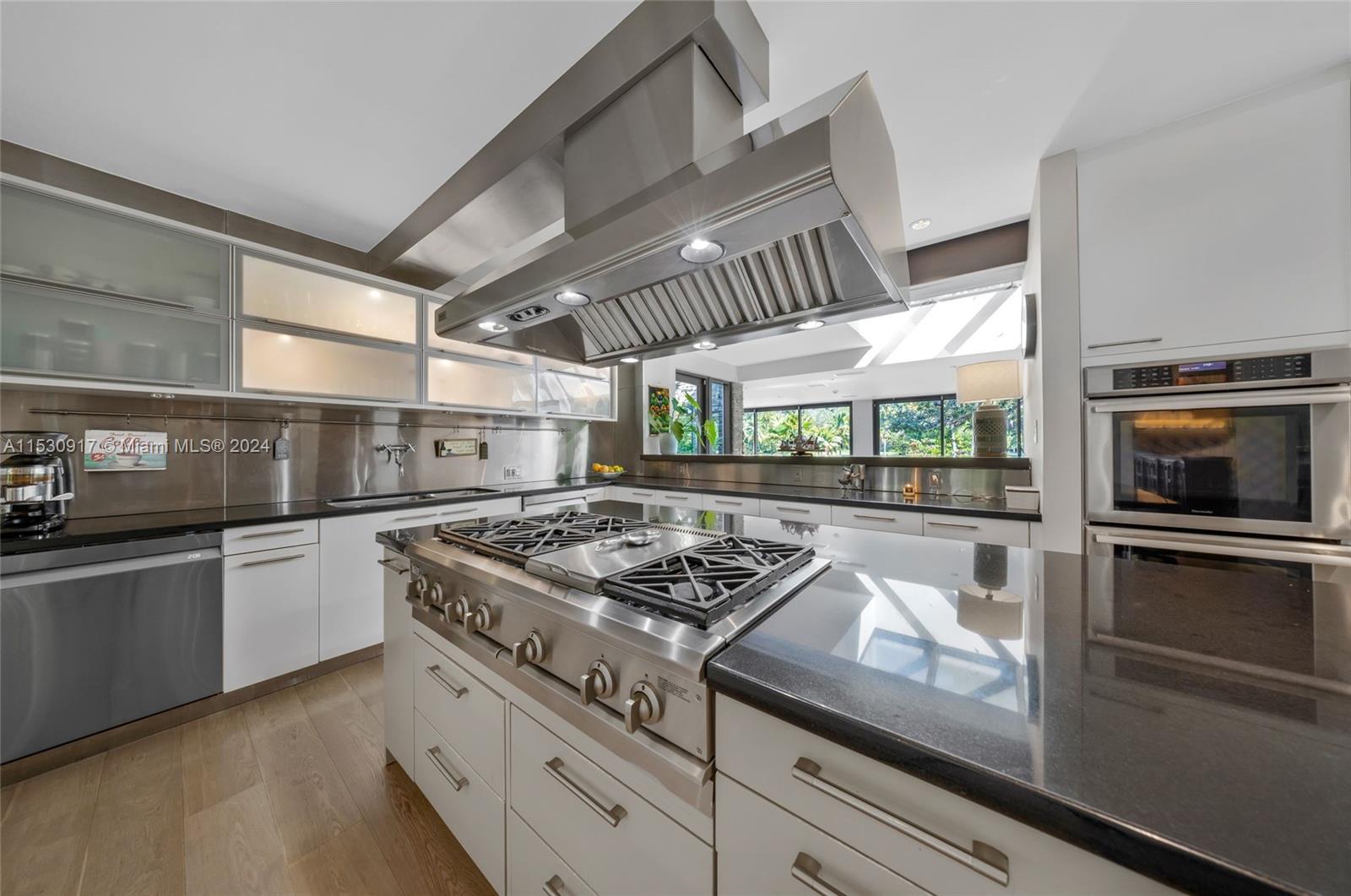 10845 Snapper Creek Rd, Coral Gables, FL 33156, 6 Bedrooms Bedrooms, ,7 BathroomsBathrooms,Residential,For Sale,Snapper Creek Rd,A11530917