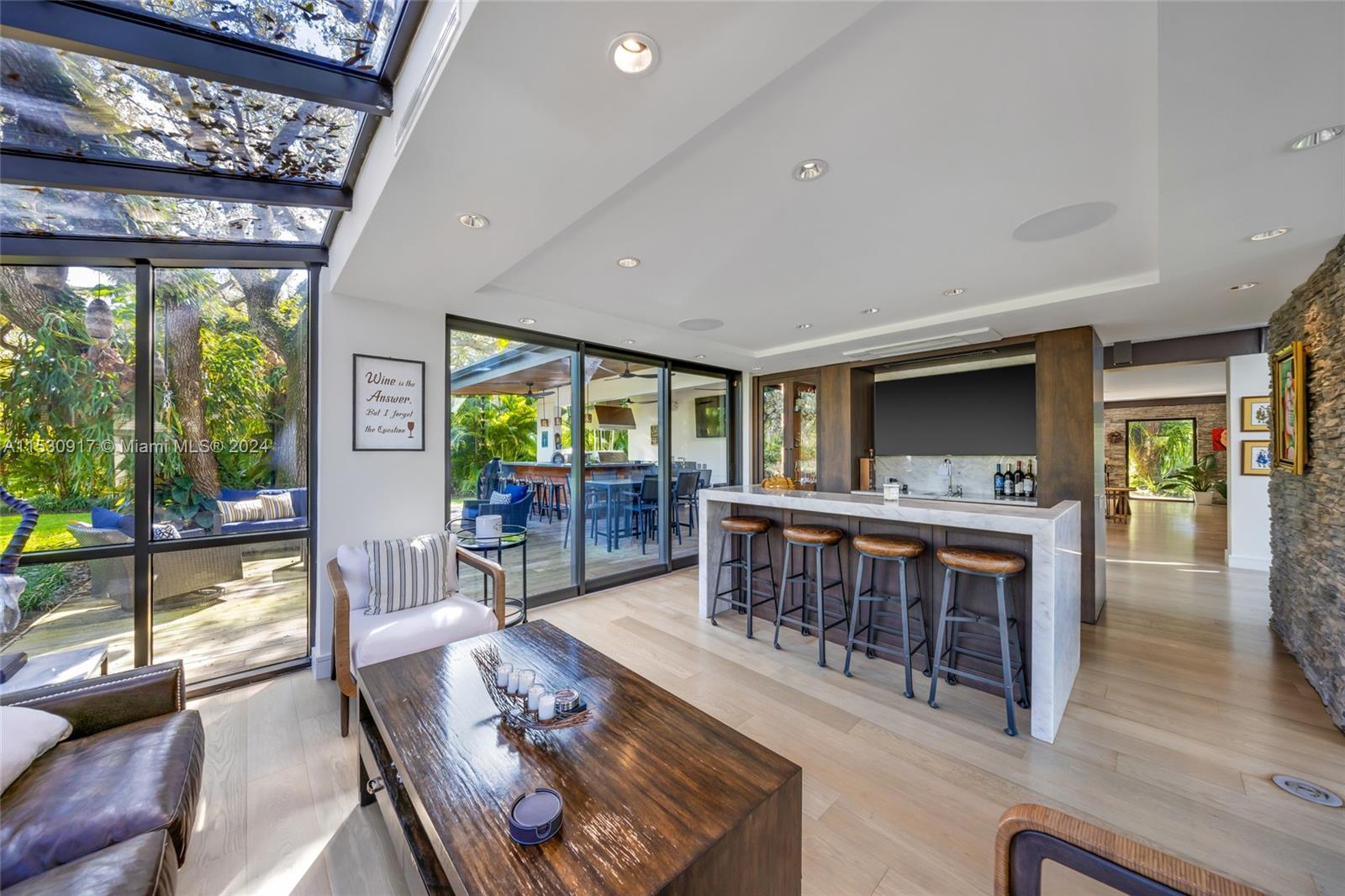 10845 Snapper Creek Rd, Coral Gables, FL 33156, 6 Bedrooms Bedrooms, ,7 BathroomsBathrooms,Residential,For Sale,Snapper Creek Rd,A11530917