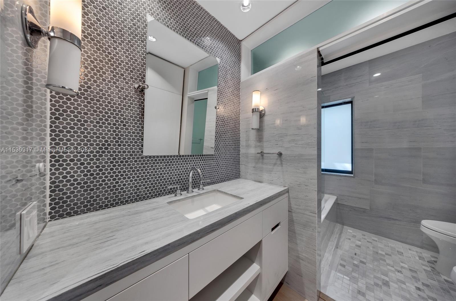 10845 Snapper Creek Rd, Coral Gables, FL 33156, 6 Bedrooms Bedrooms, ,7 BathroomsBathrooms,Residential,For Sale,Snapper Creek Rd,A11530917