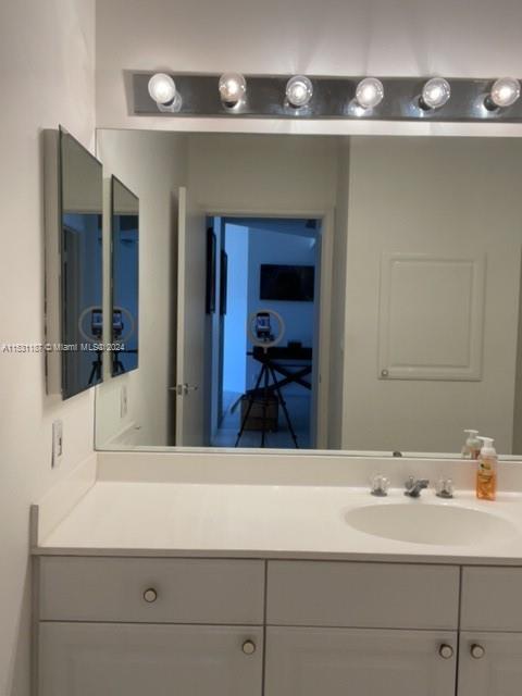 3598 Yacht Club Dr, Aventura, FL, 33180 United States, 2 Bedrooms Bedrooms, ,2 BathroomsBathrooms,Residential,For Sale,Yacht Club Dr,A11531187