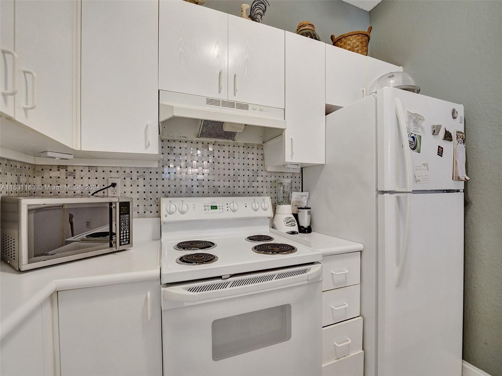 75 Gulfstream Rd 102B, Dania Beach, Florida 33004, 2 Bedrooms Bedrooms, ,2 BathroomsBathrooms,Residential,For Sale,75 Gulfstream Rd 102B,A11531163