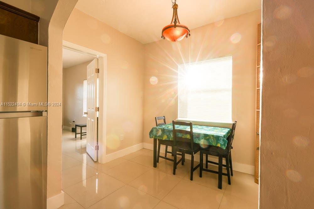 1753 SW 13th St 4, Miami, Florida 33145, 2 Bedrooms Bedrooms, ,1 BathroomBathrooms,Residentiallease,For Rent,1753 SW 13th St 4,A11522494