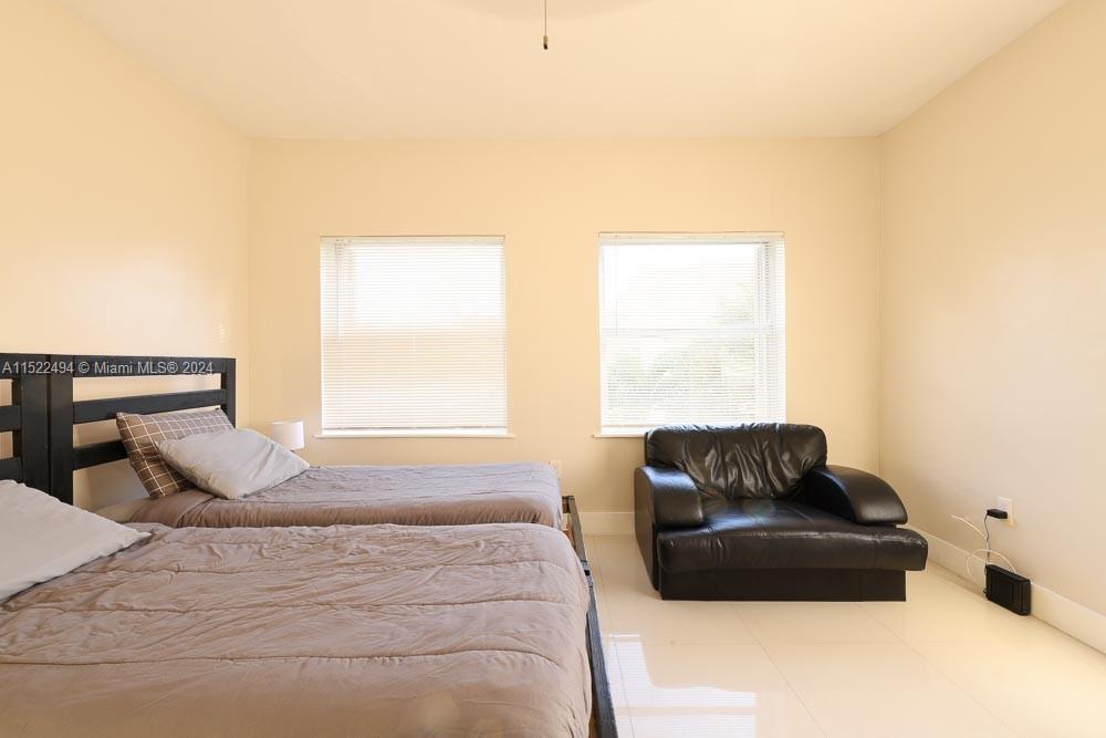 1753 SW 13th St 4, Miami, Florida 33145, 2 Bedrooms Bedrooms, ,1 BathroomBathrooms,Residentiallease,For Rent,1753 SW 13th St 4,A11522494