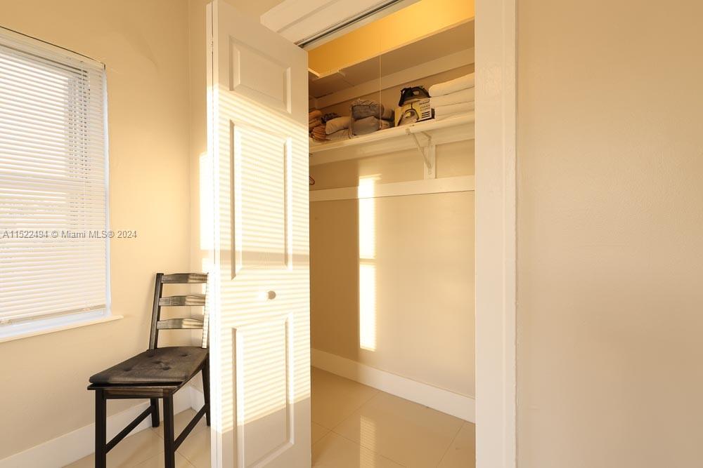 1753 SW 13th St 4, Miami, Florida 33145, 2 Bedrooms Bedrooms, ,1 BathroomBathrooms,Residentiallease,For Rent,1753 SW 13th St 4,A11522494