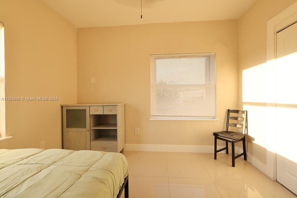 1753 SW 13th St 4, Miami, Florida 33145, 2 Bedrooms Bedrooms, ,1 BathroomBathrooms,Residentiallease,For Rent,1753 SW 13th St 4,A11522494