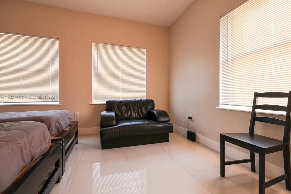 1753 SW 13th St 4, Miami, Florida 33145, 2 Bedrooms Bedrooms, ,1 BathroomBathrooms,Residentiallease,For Rent,1753 SW 13th St 4,A11522494