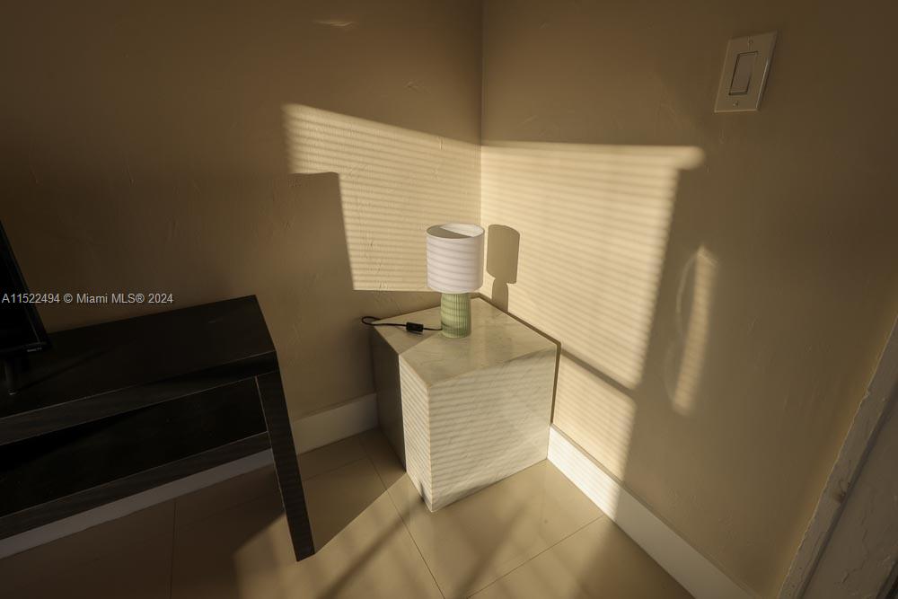 1753 SW 13th St 4, Miami, Florida 33145, 2 Bedrooms Bedrooms, ,1 BathroomBathrooms,Residentiallease,For Rent,1753 SW 13th St 4,A11522494