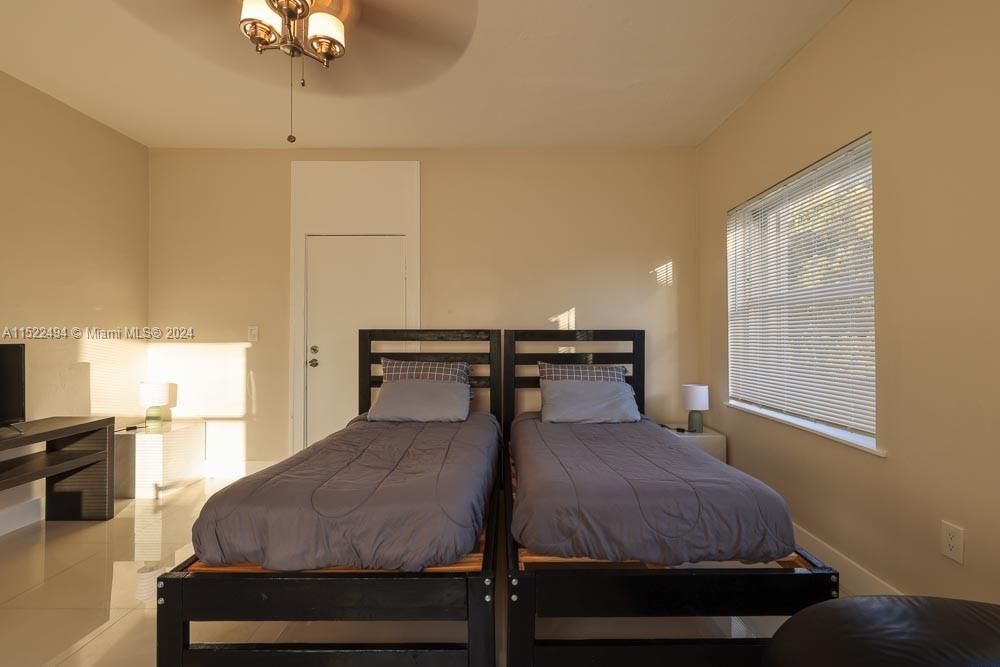 1753 SW 13th St 4, Miami, Florida 33145, 2 Bedrooms Bedrooms, ,1 BathroomBathrooms,Residentiallease,For Rent,1753 SW 13th St 4,A11522494