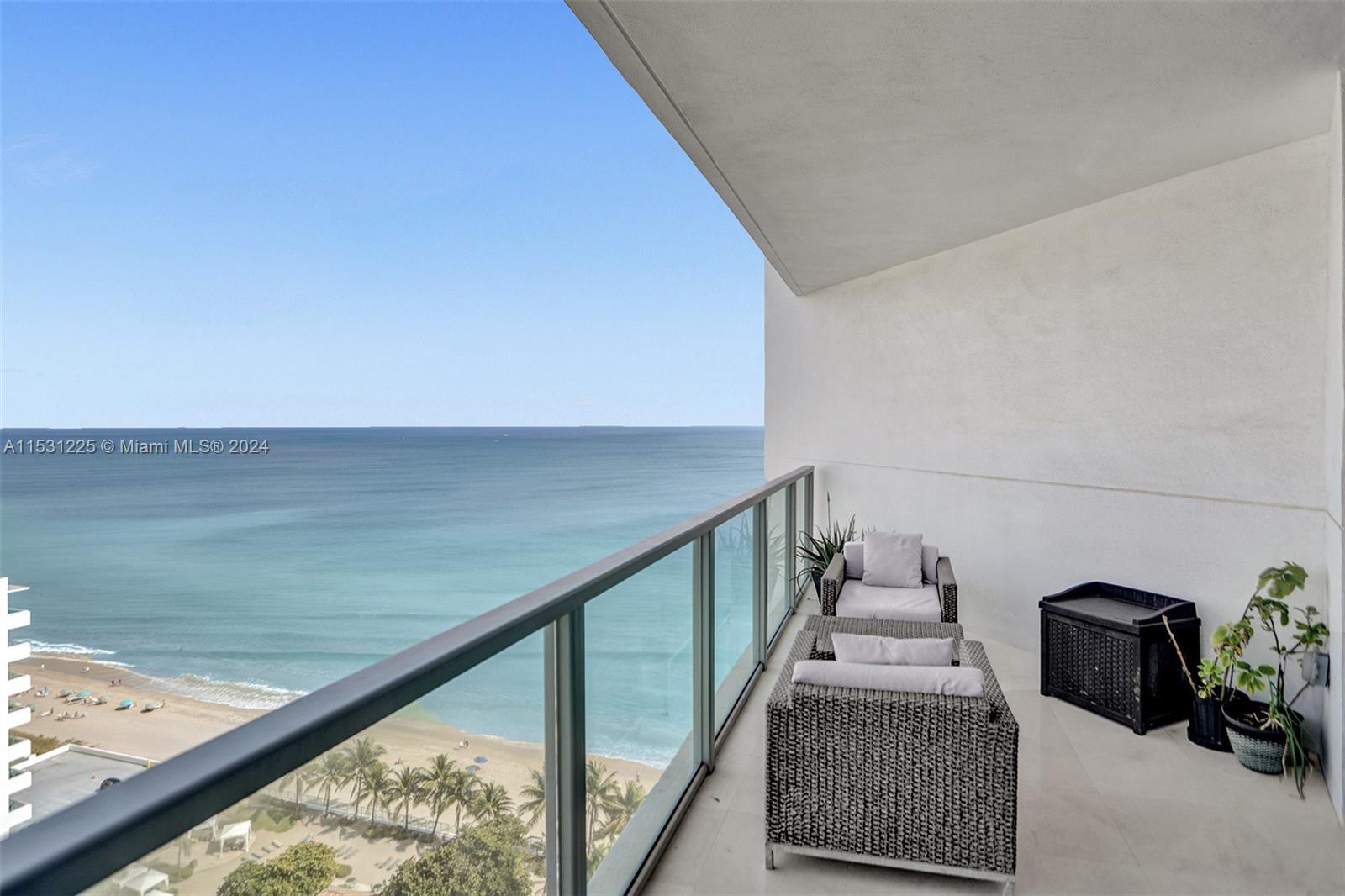 3101 S Ocean Dr 2005 (available May 19), Hollywood, Florida 33019, 2 Bedrooms Bedrooms, ,3 BathroomsBathrooms,Residentiallease,For Rent,3101 S Ocean Dr 2005 (available May 19),A11531225