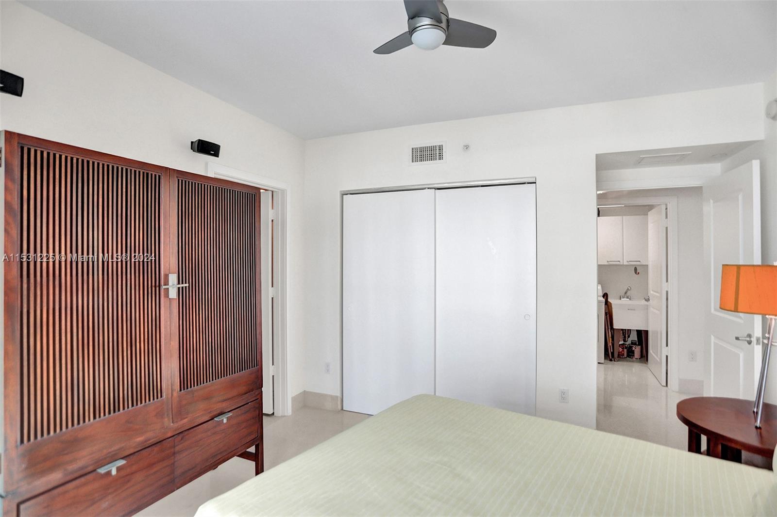 3101 S Ocean Dr 2005 (available May 19), Hollywood, Florida 33019, 2 Bedrooms Bedrooms, ,3 BathroomsBathrooms,Residentiallease,For Rent,3101 S Ocean Dr 2005 (available May 19),A11531225