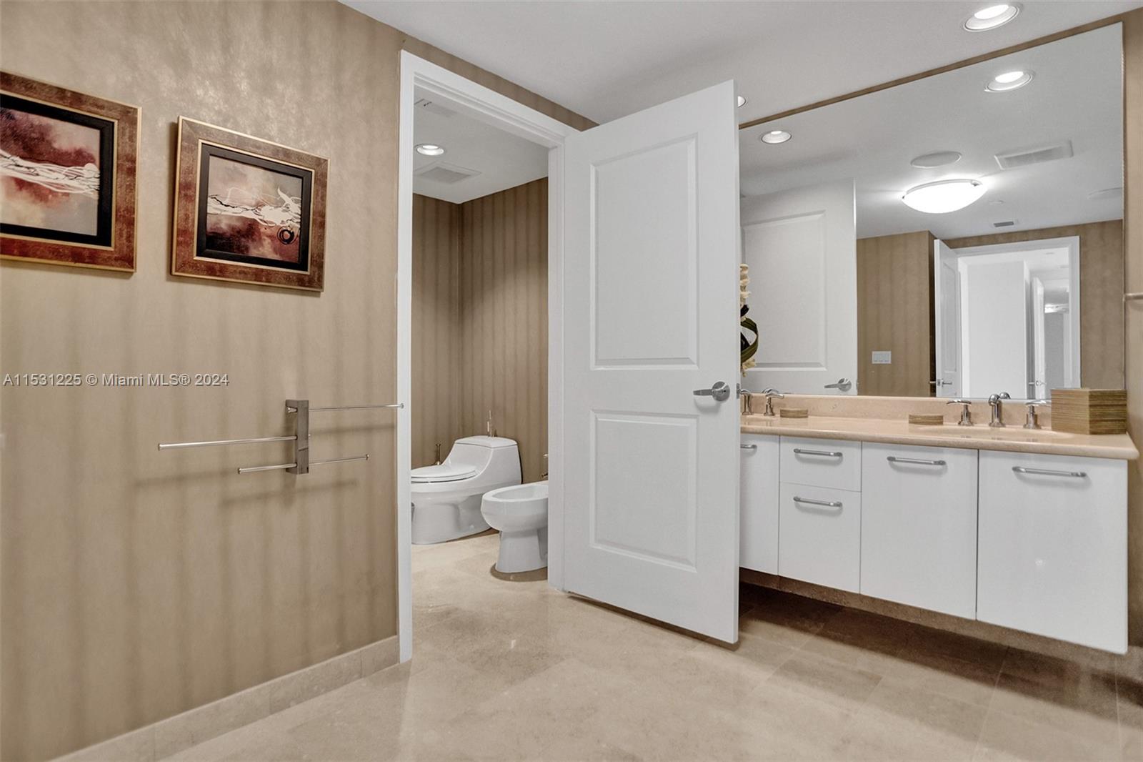 3101 S Ocean Dr 2005 (available May 19), Hollywood, Florida 33019, 2 Bedrooms Bedrooms, ,3 BathroomsBathrooms,Residentiallease,For Rent,3101 S Ocean Dr 2005 (available May 19),A11531225