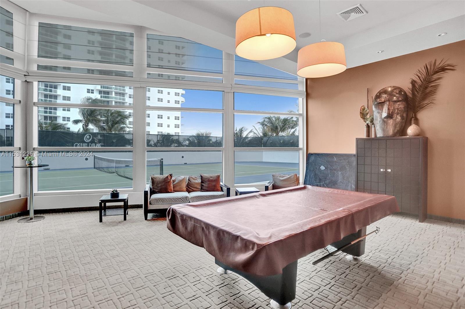 3101 S Ocean Dr 2005 (available May 19), Hollywood, Florida 33019, 2 Bedrooms Bedrooms, ,3 BathroomsBathrooms,Residentiallease,For Rent,3101 S Ocean Dr 2005 (available May 19),A11531225