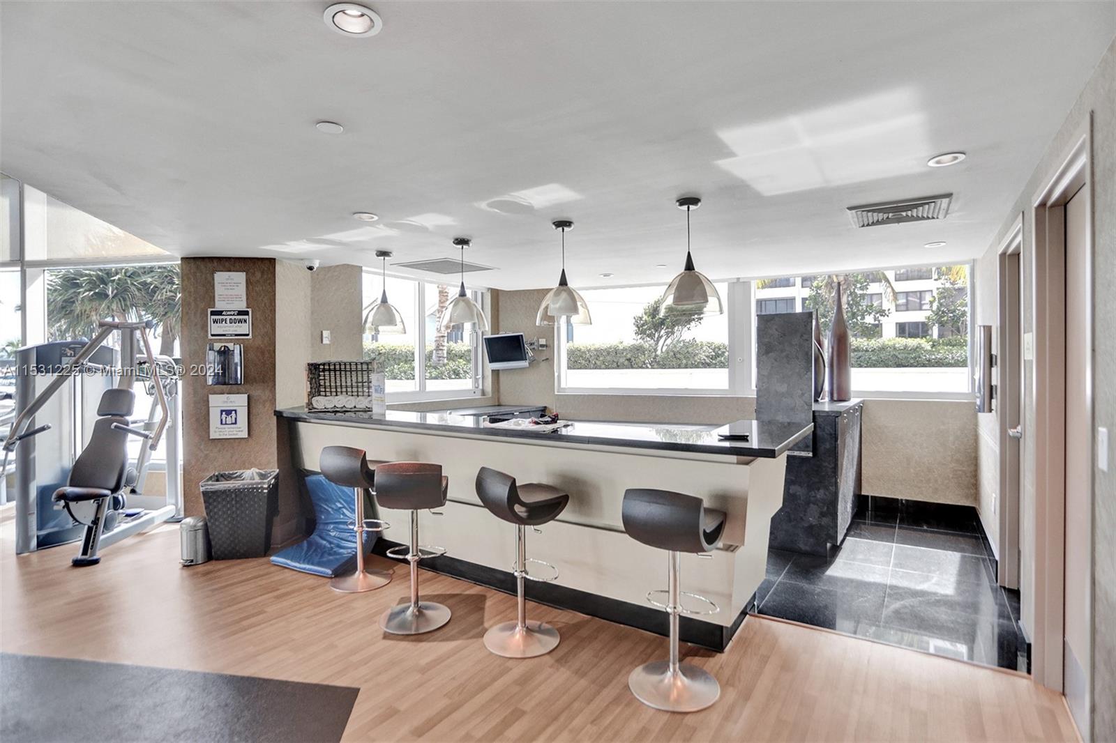 3101 S Ocean Dr 2005 (available May 19), Hollywood, Florida 33019, 2 Bedrooms Bedrooms, ,3 BathroomsBathrooms,Residentiallease,For Rent,3101 S Ocean Dr 2005 (available May 19),A11531225