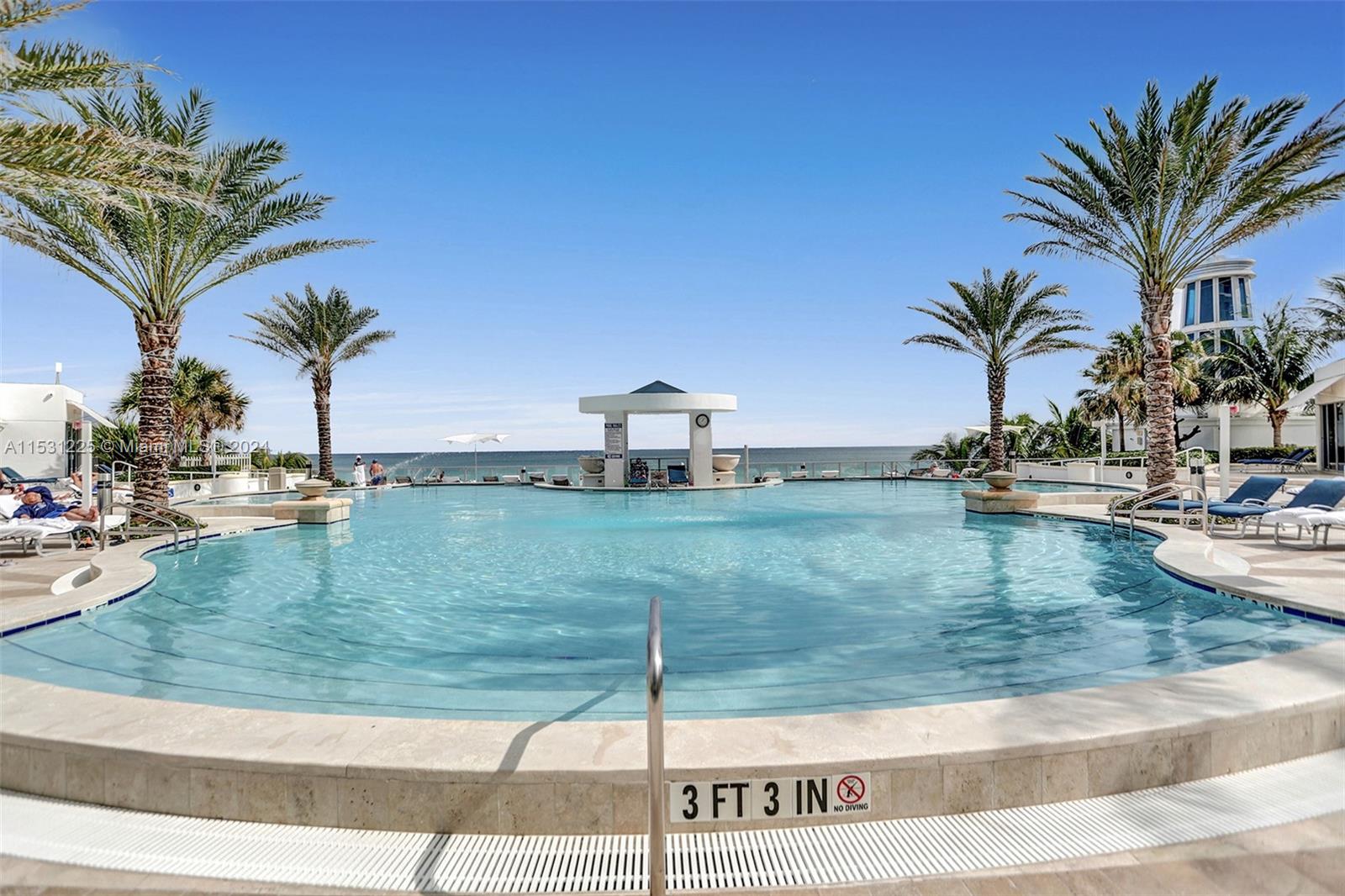 3101 S Ocean Dr 2005 (available May 19), Hollywood, Florida 33019, 2 Bedrooms Bedrooms, ,3 BathroomsBathrooms,Residentiallease,For Rent,3101 S Ocean Dr 2005 (available May 19),A11531225